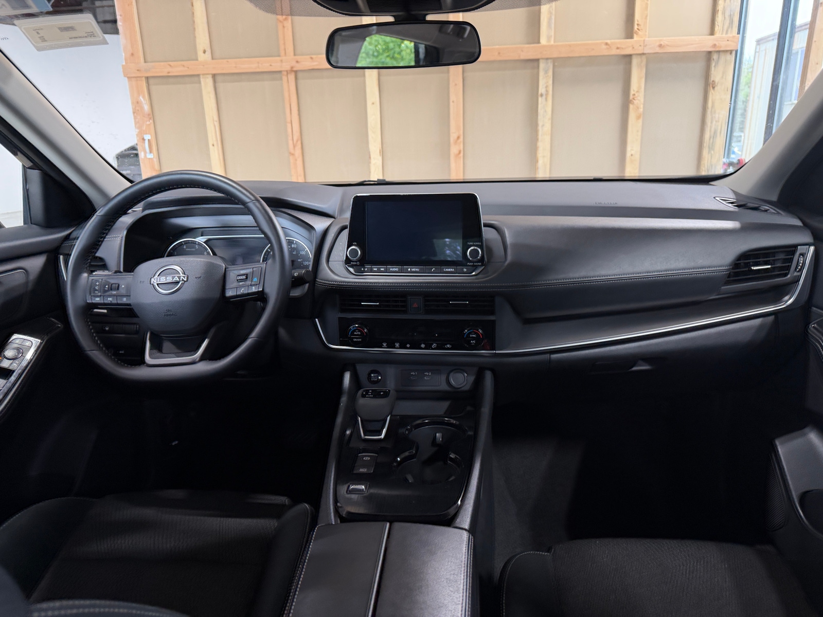 Thumbnail: 2025 Nissan Rogue - 3