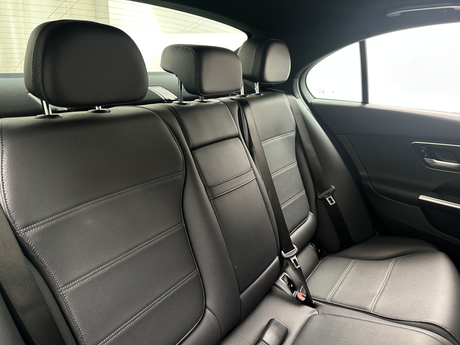 Thumbnail: 2025 Mercedes-Benz C-Class - 5