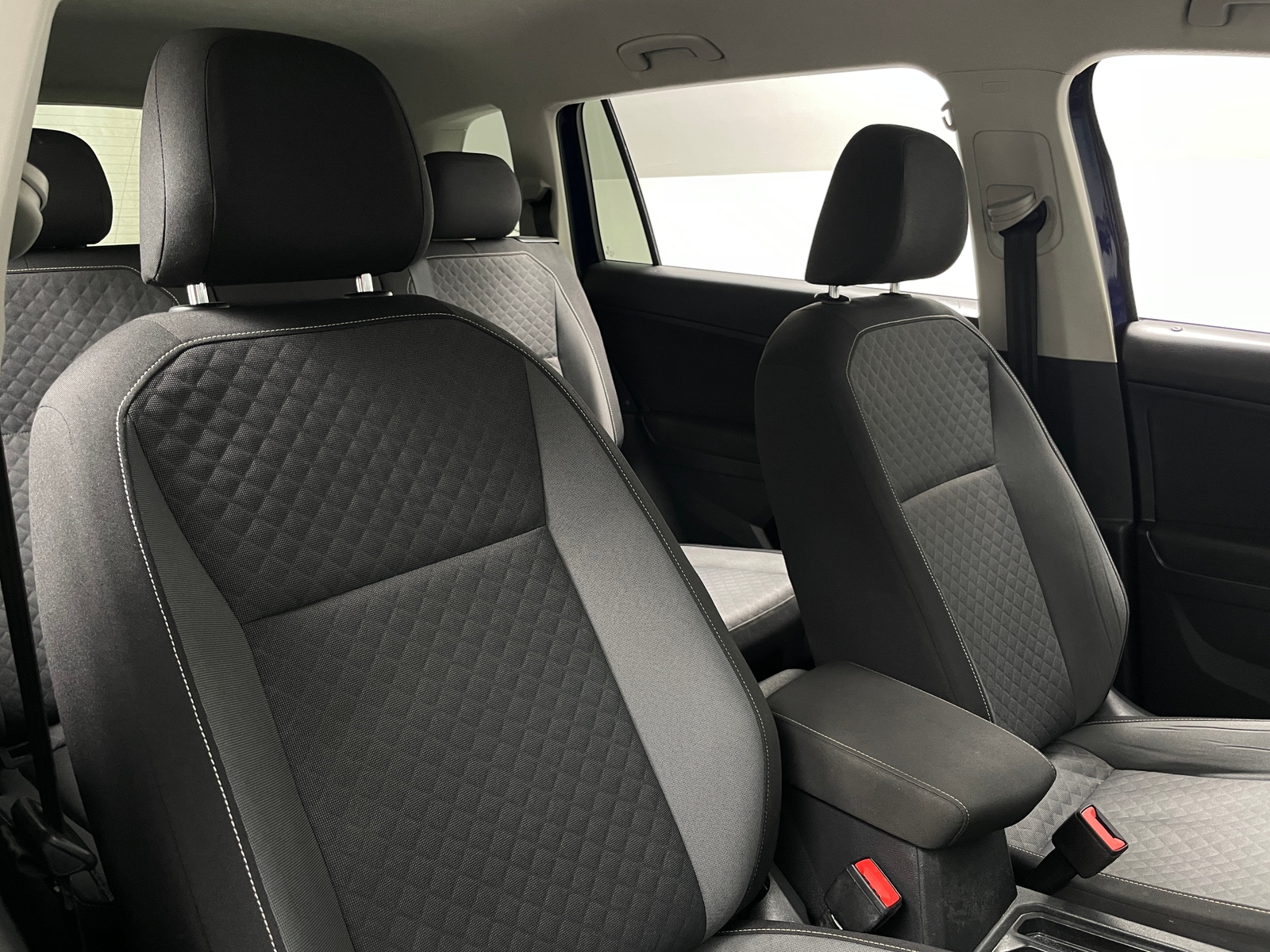 Thumbnail: 2021 Volkswagen Tiguan - 2