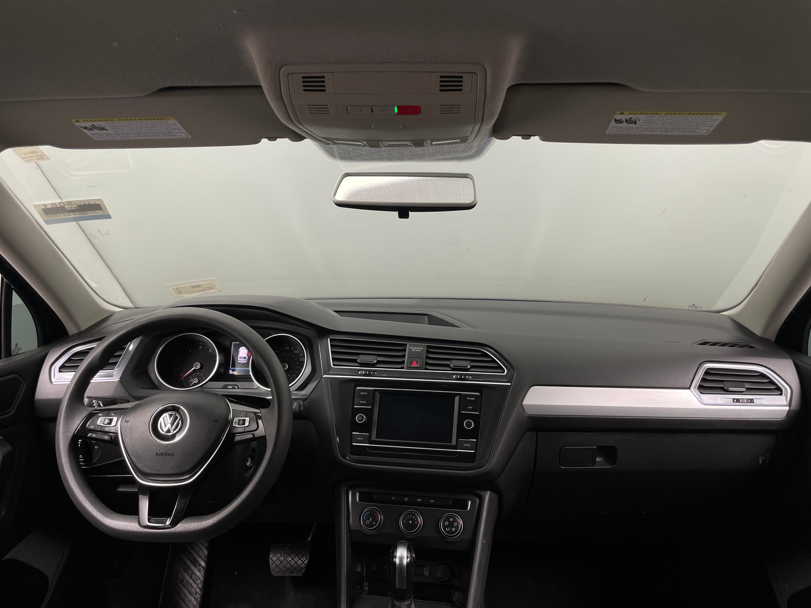 Thumbnail: 2021 Volkswagen Tiguan - 3
