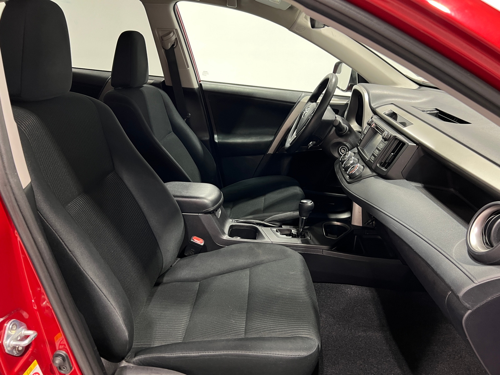 Thumbnail: 2017 Toyota RAV4 - 2