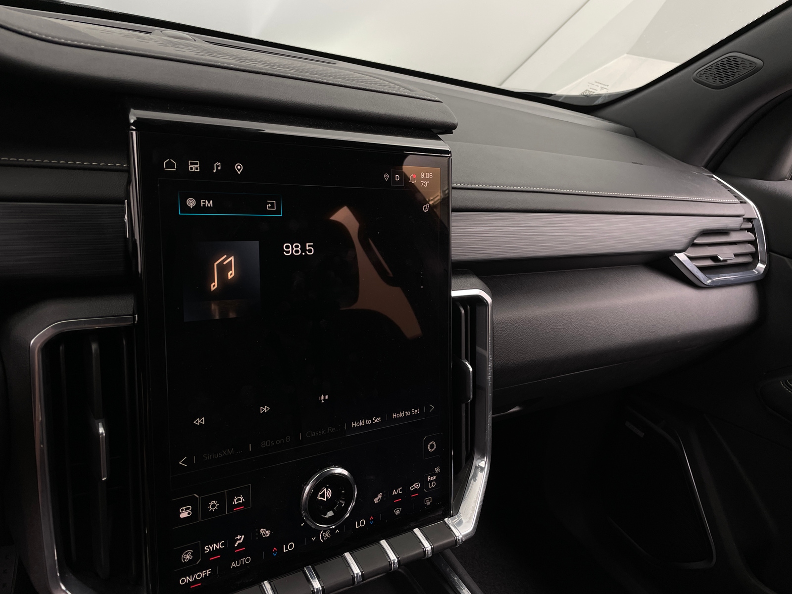 Thumbnail: 2025 GMC Acadia - 4