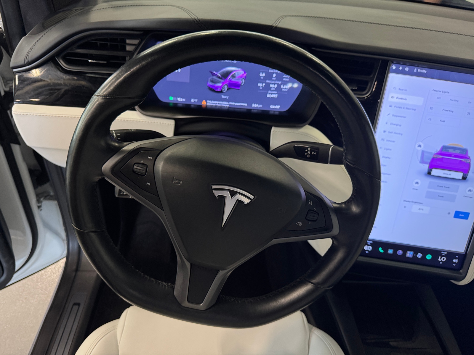 Thumbnail: 2021 Tesla Model X - 4