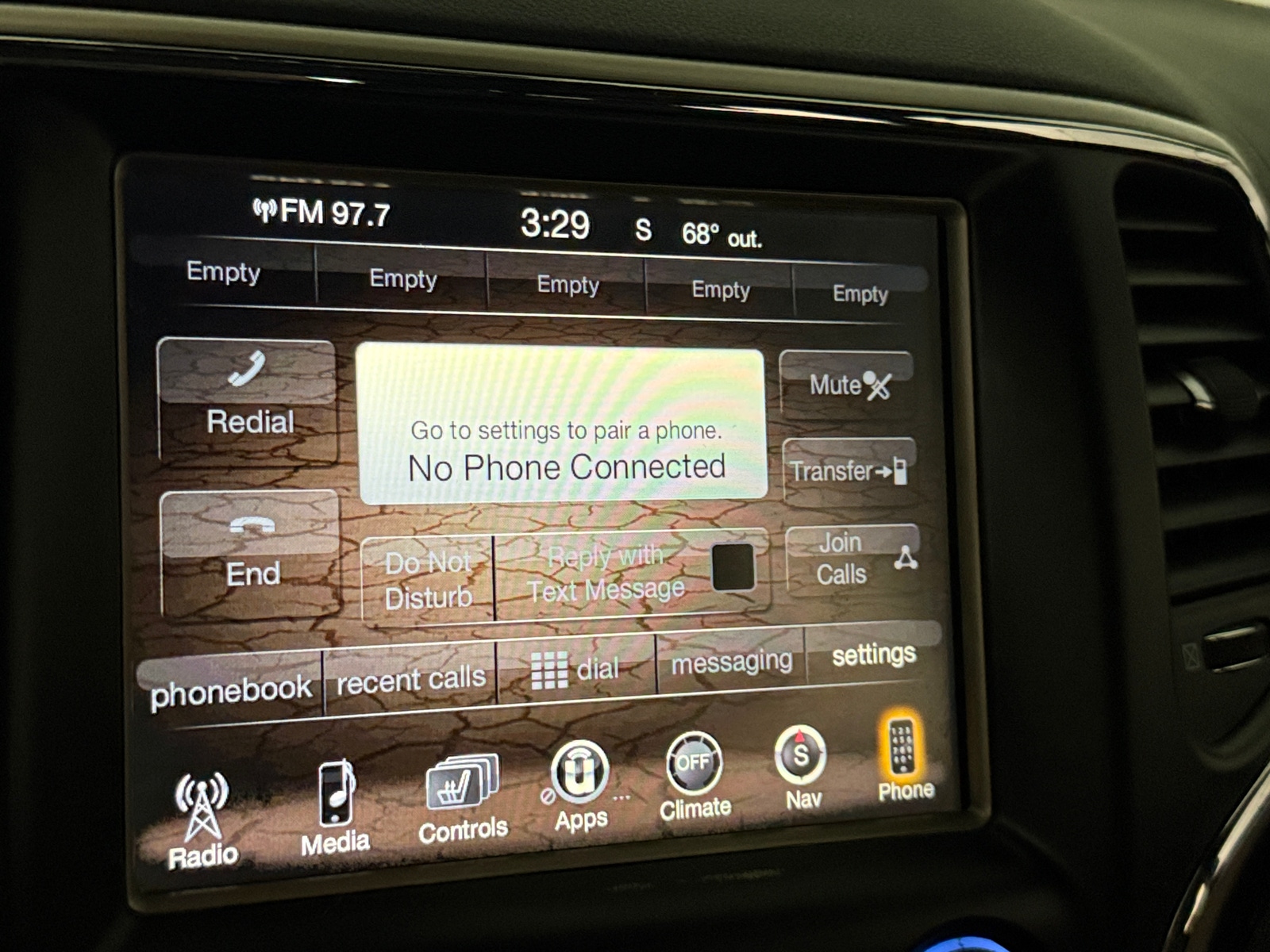 Thumbnail: 2014 Jeep Grand Cherokee - 3