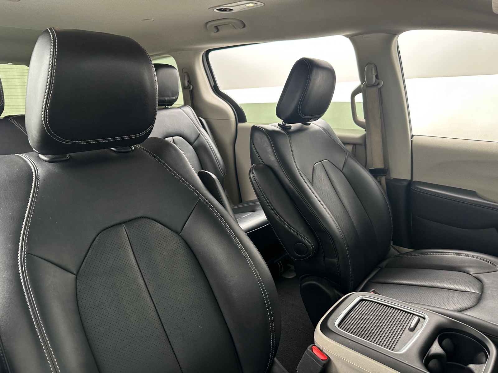 Thumbnail: 2024 Chrysler Pacifica - 2