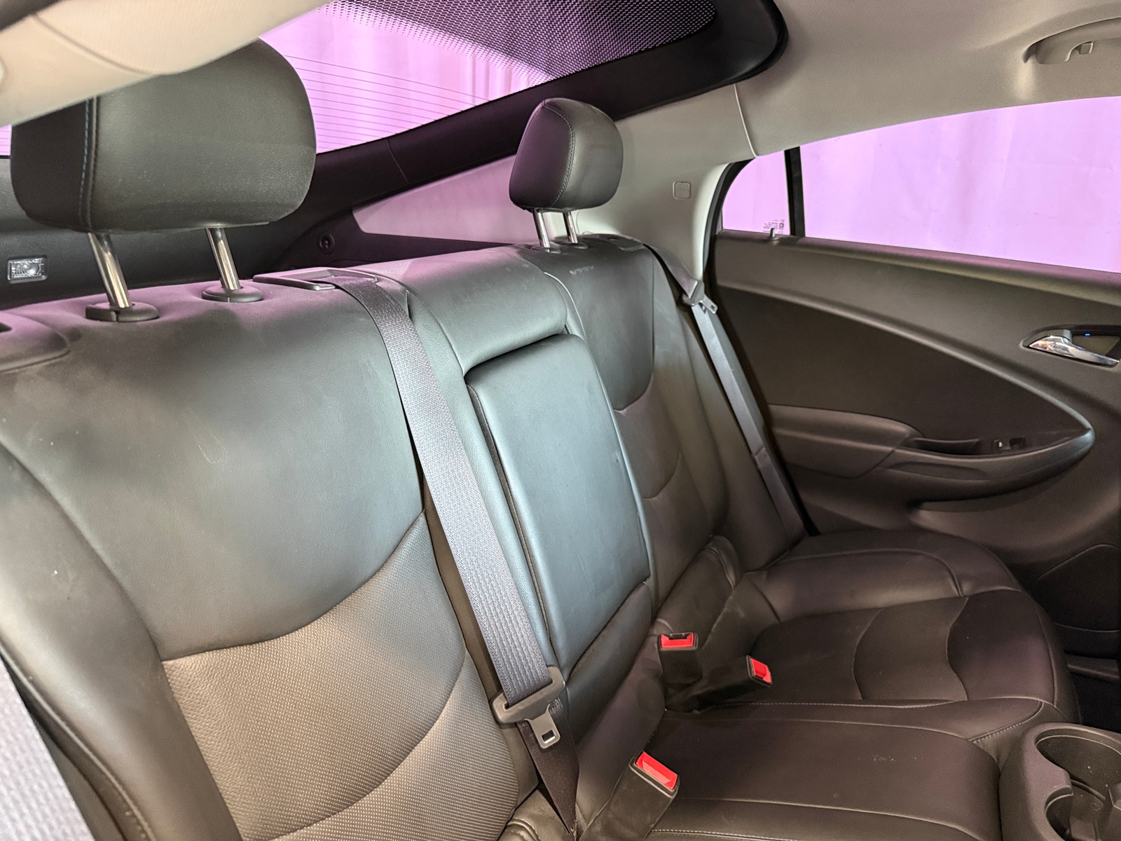 Thumbnail: 2016 Chevrolet Volt - 5