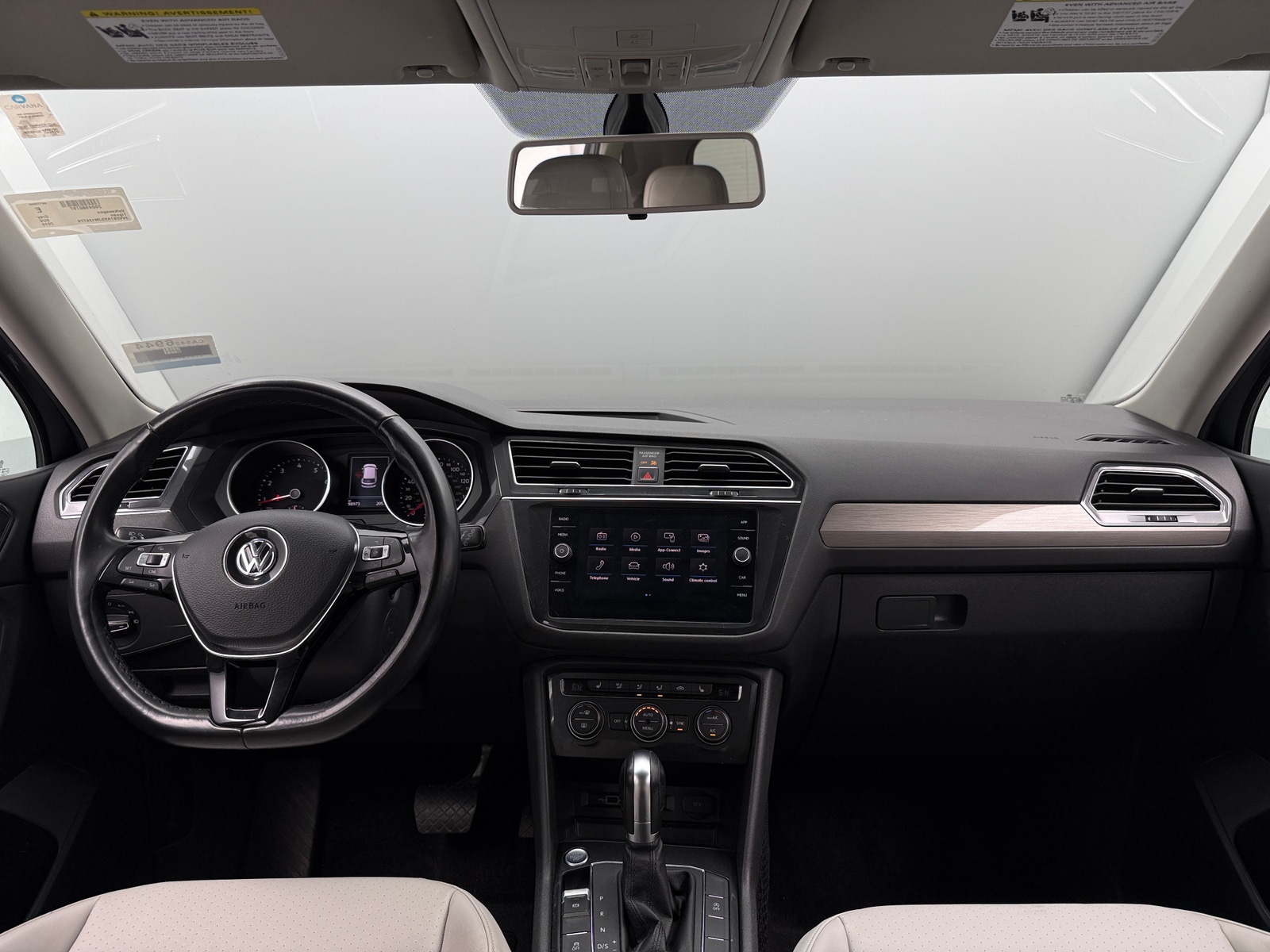 Thumbnail: 2018 Volkswagen Tiguan - 2