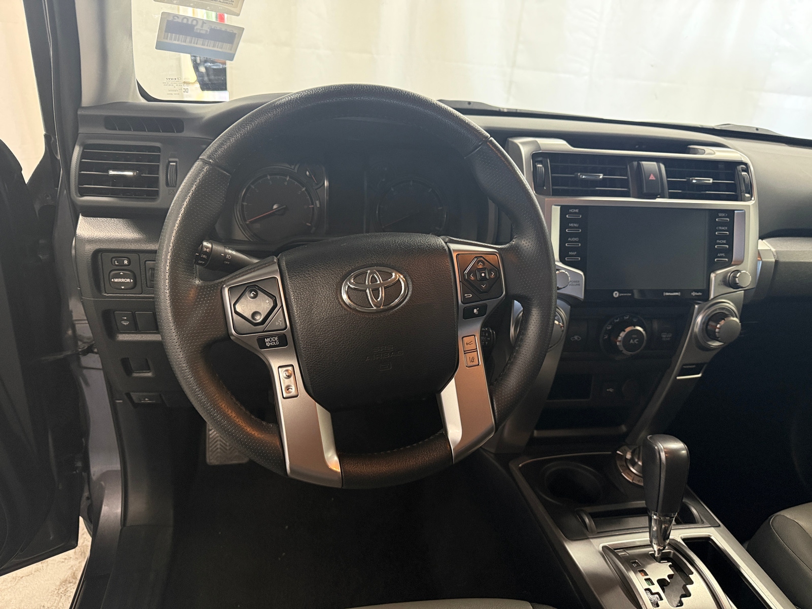 Thumbnail: 2021 Toyota 4Runner - 4