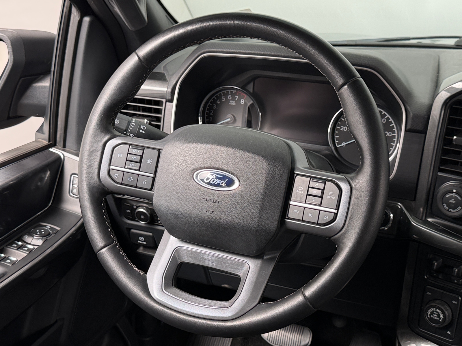 Thumbnail: 2023 Ford Econoline - 5