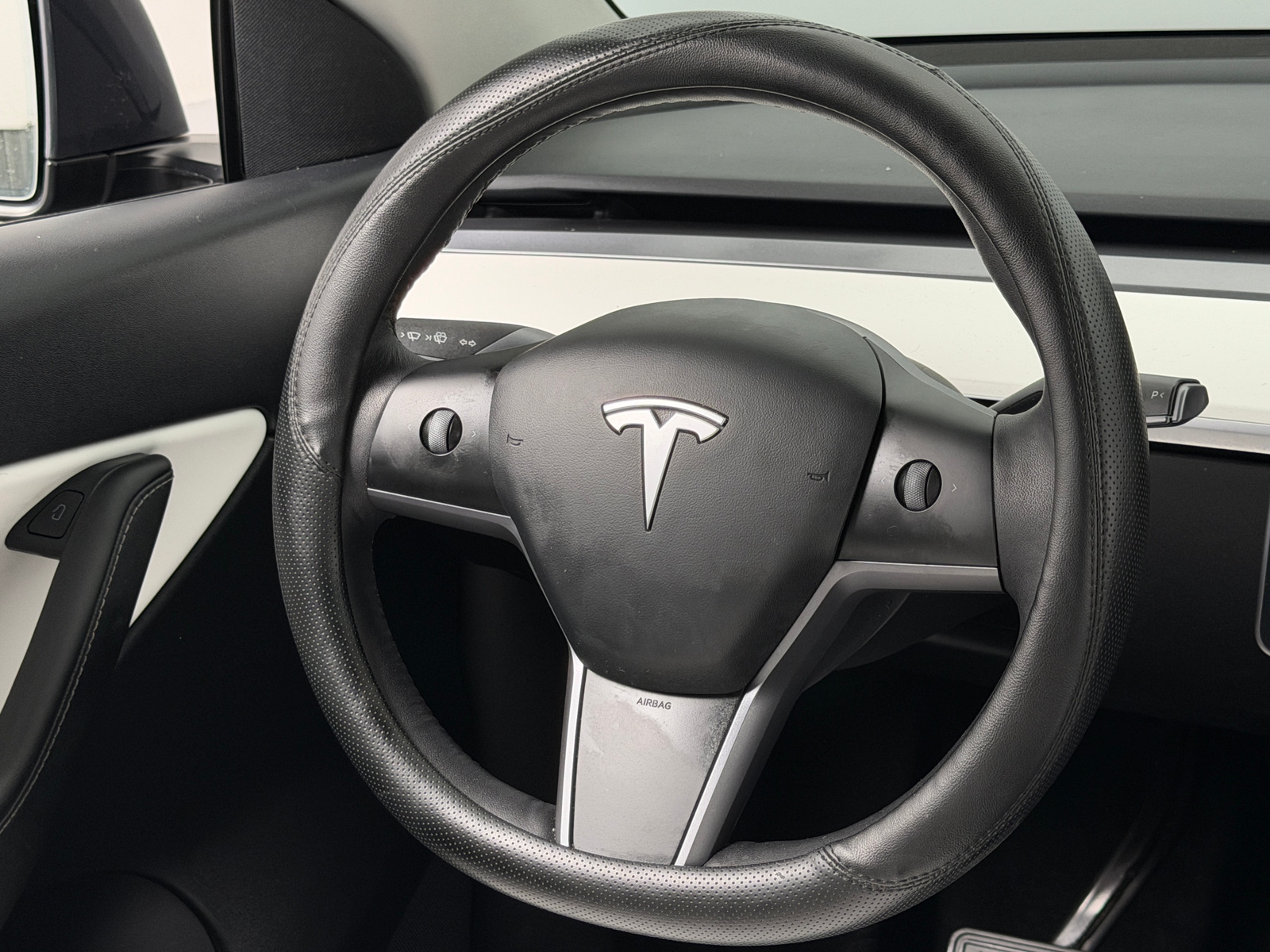 Thumbnail: 2022 Tesla Model Y - 4