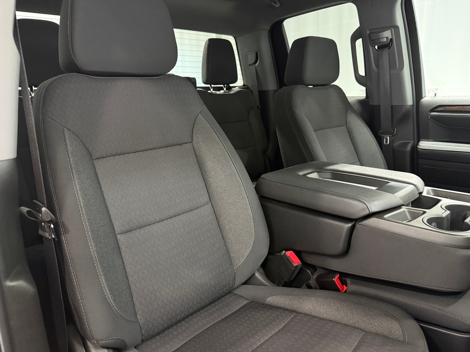 Thumbnail: 2023 GMC Sierra 1500 - 2