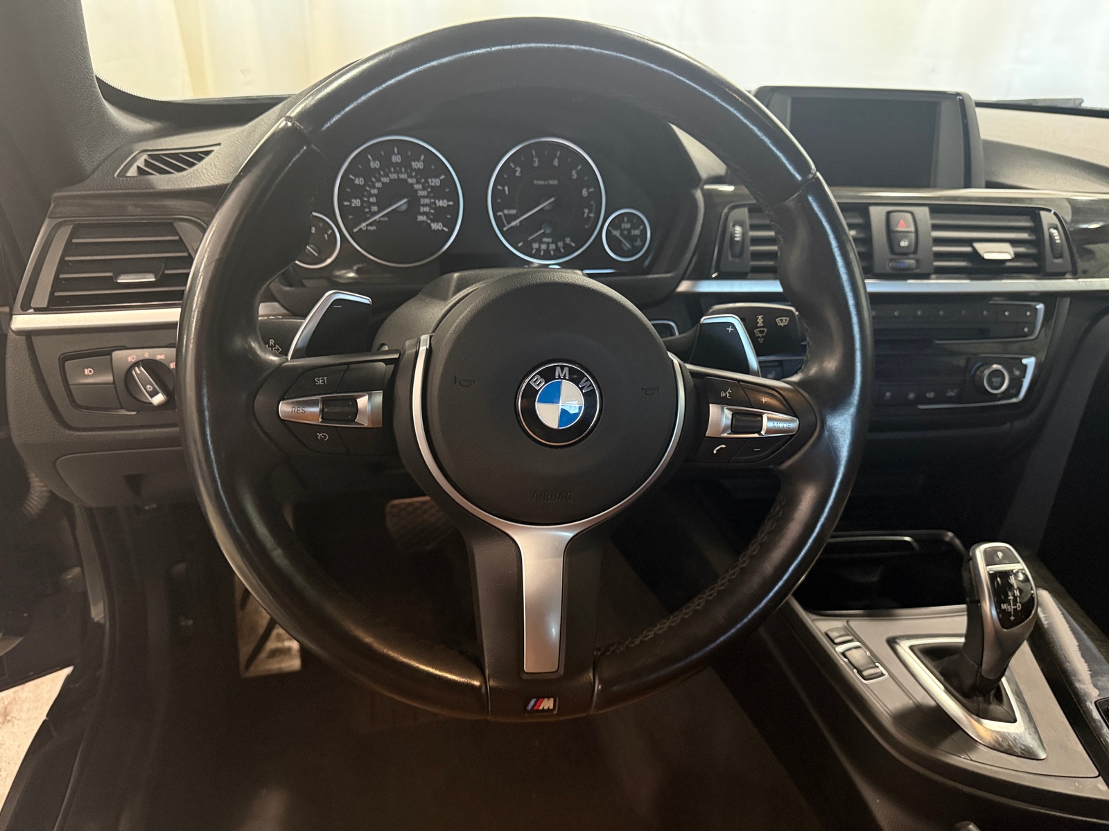 Thumbnail: 2017 BMW 4 Series - 4
