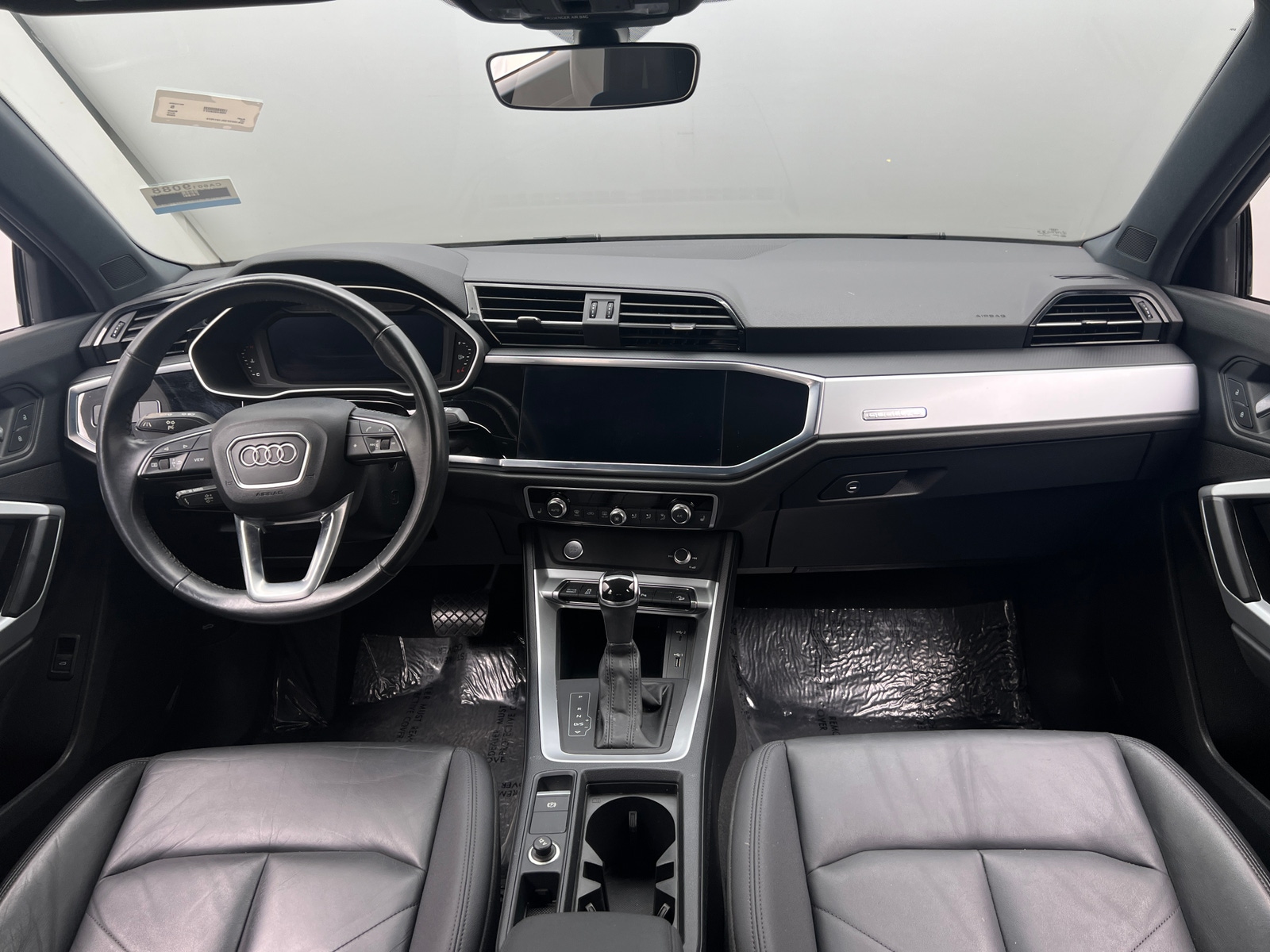 Thumbnail: 2020 Audi Q3 - 2