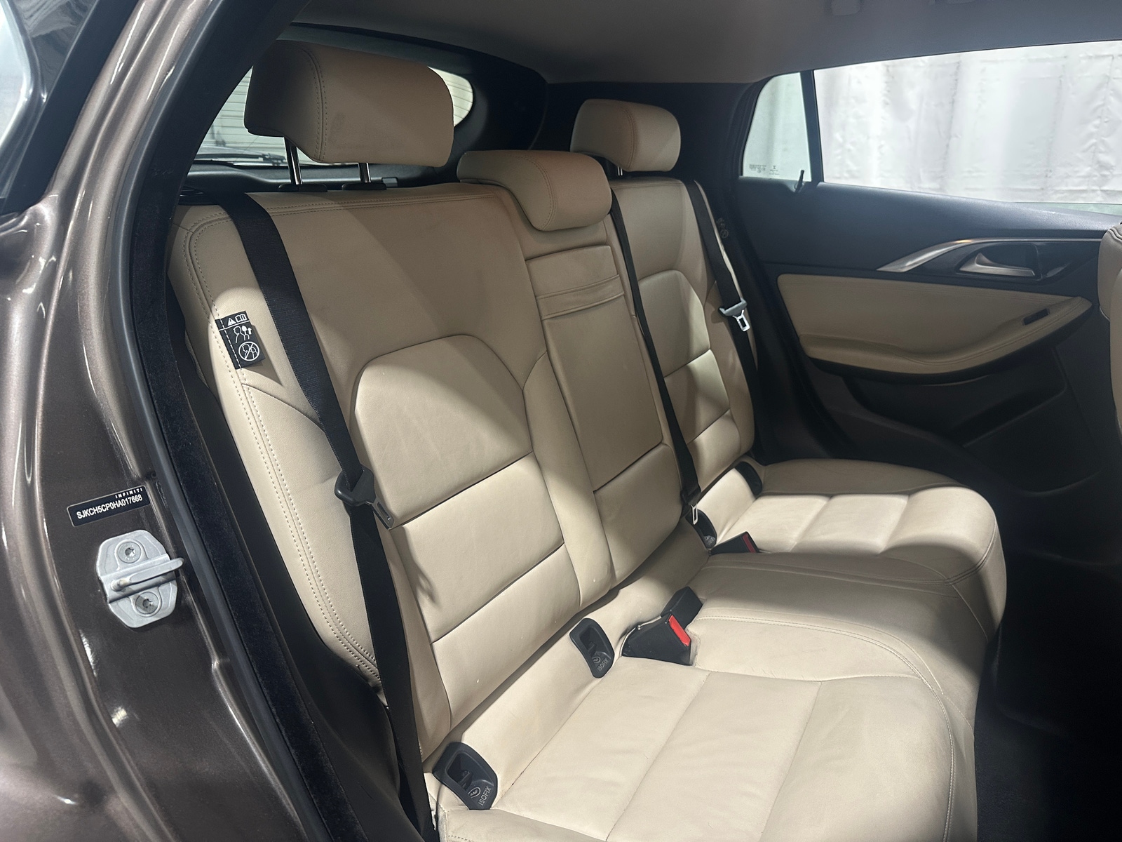 Thumbnail: 2017 INFINITI QX30 - 5