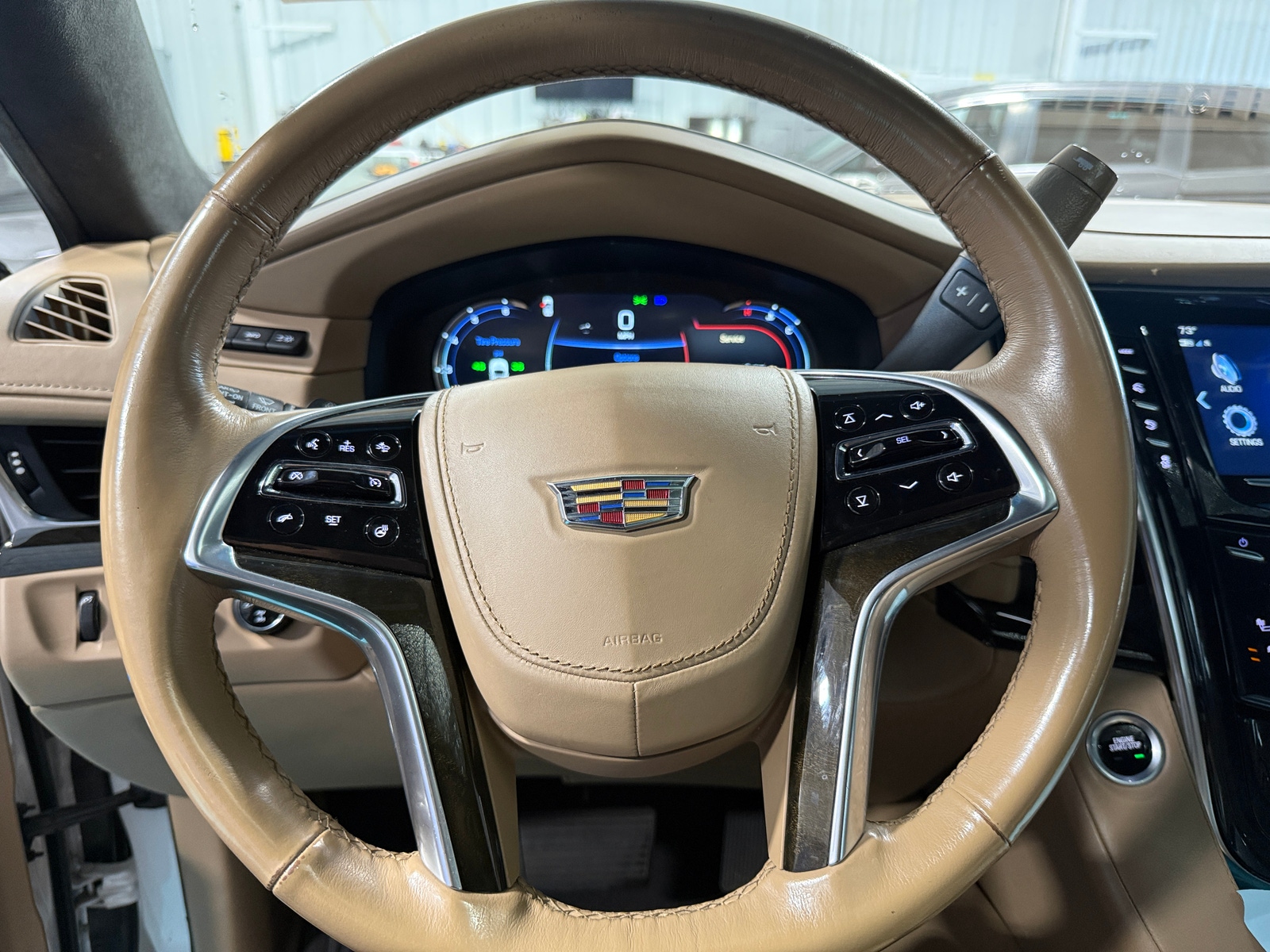 Thumbnail: 2019 Cadillac Escalade - 4
