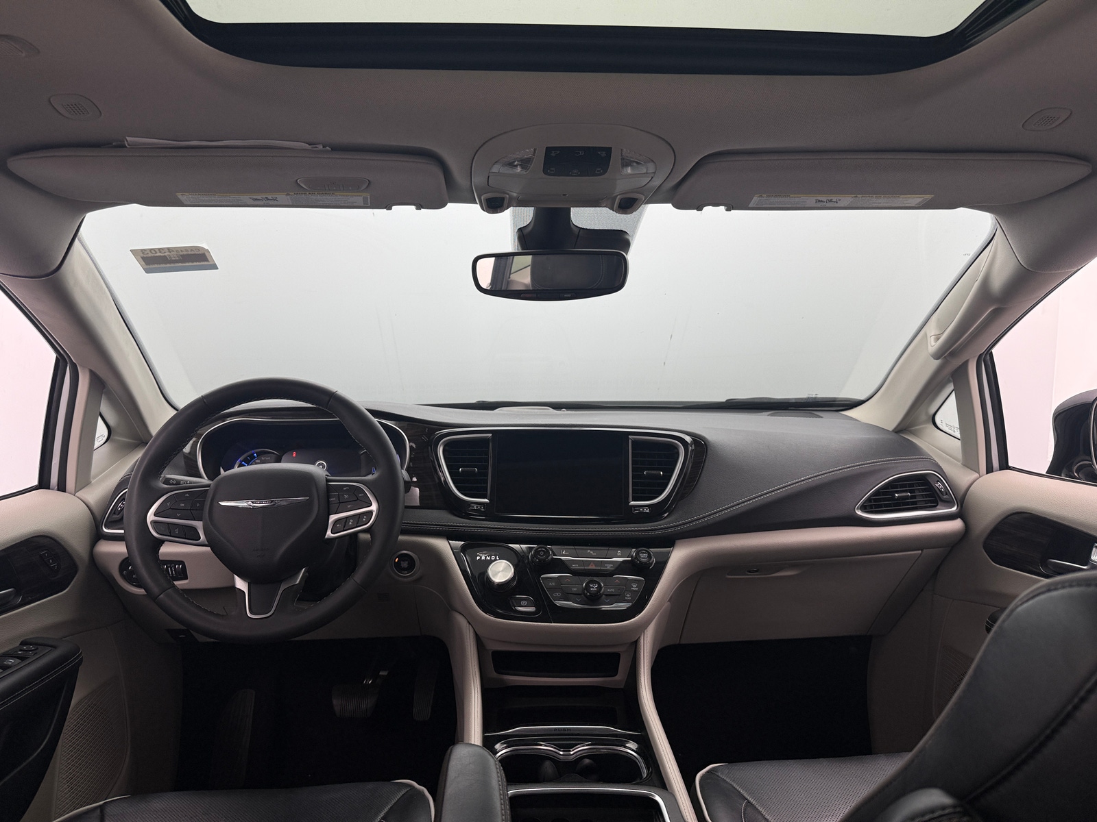 Thumbnail: 2023 Chrysler Pacifica - 2