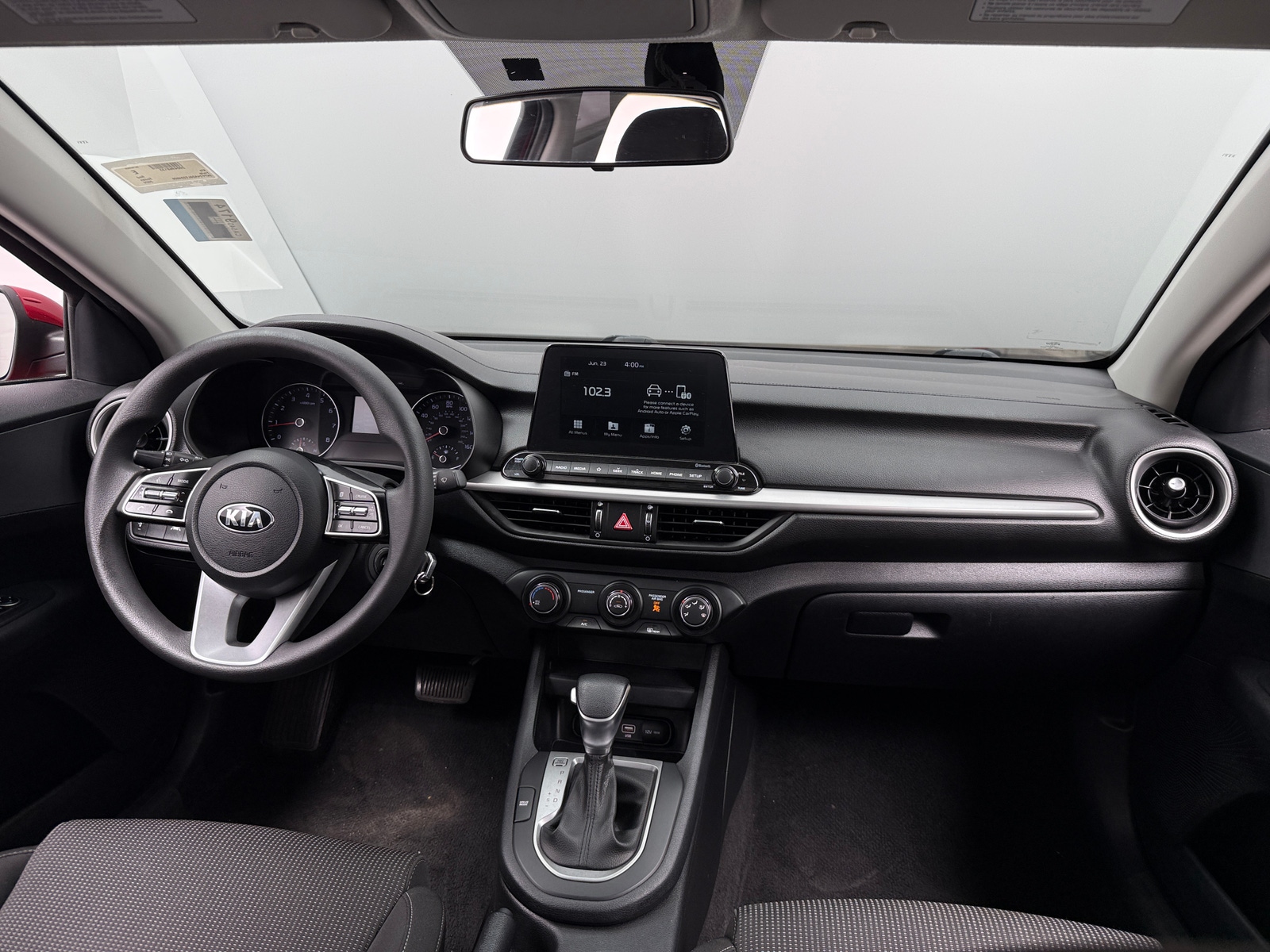 Thumbnail: 2020 Kia Forte - 3