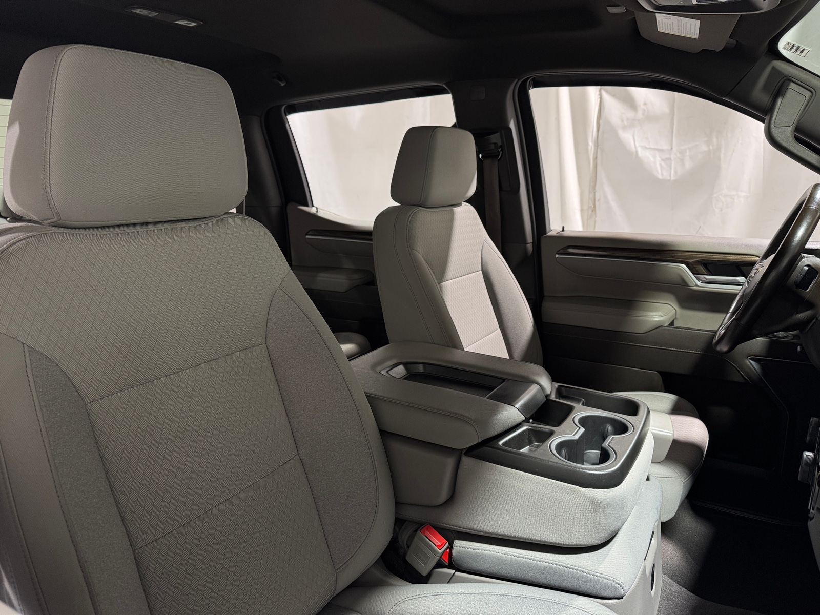 Thumbnail: 2022 Chevrolet Silverado 1500 - 2