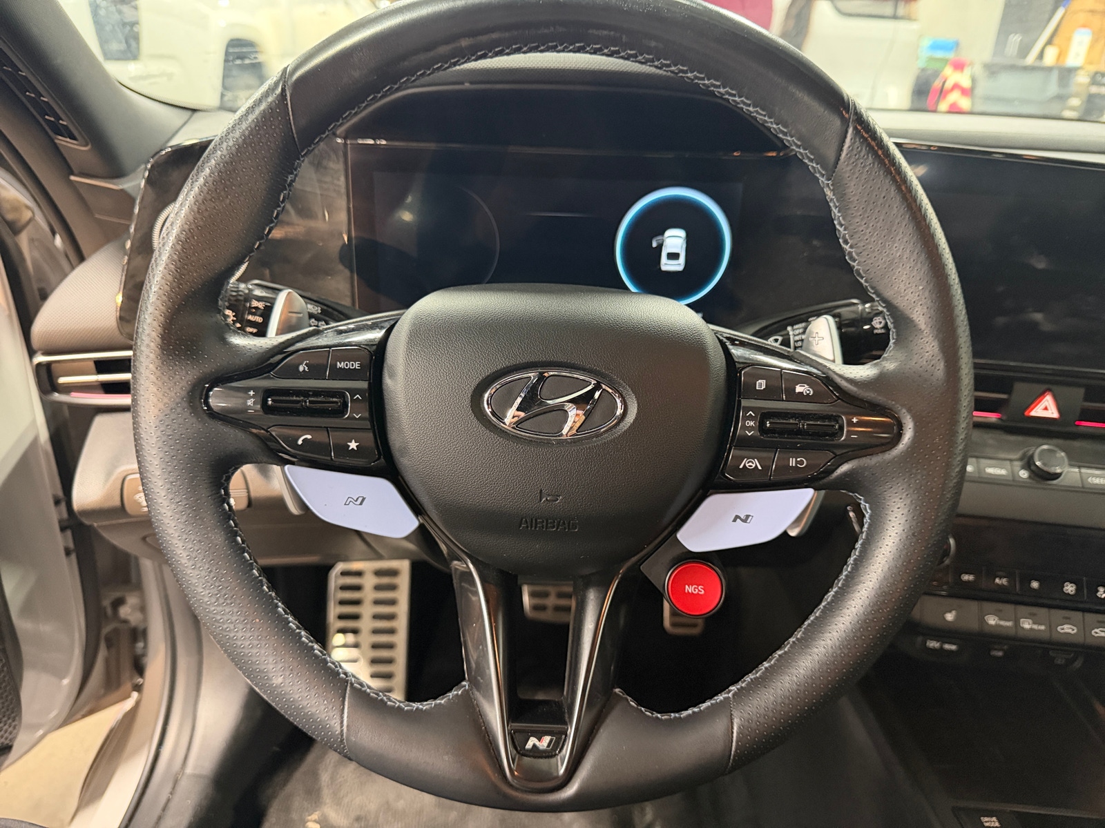 Thumbnail: 2022 Hyundai Elantra - 5