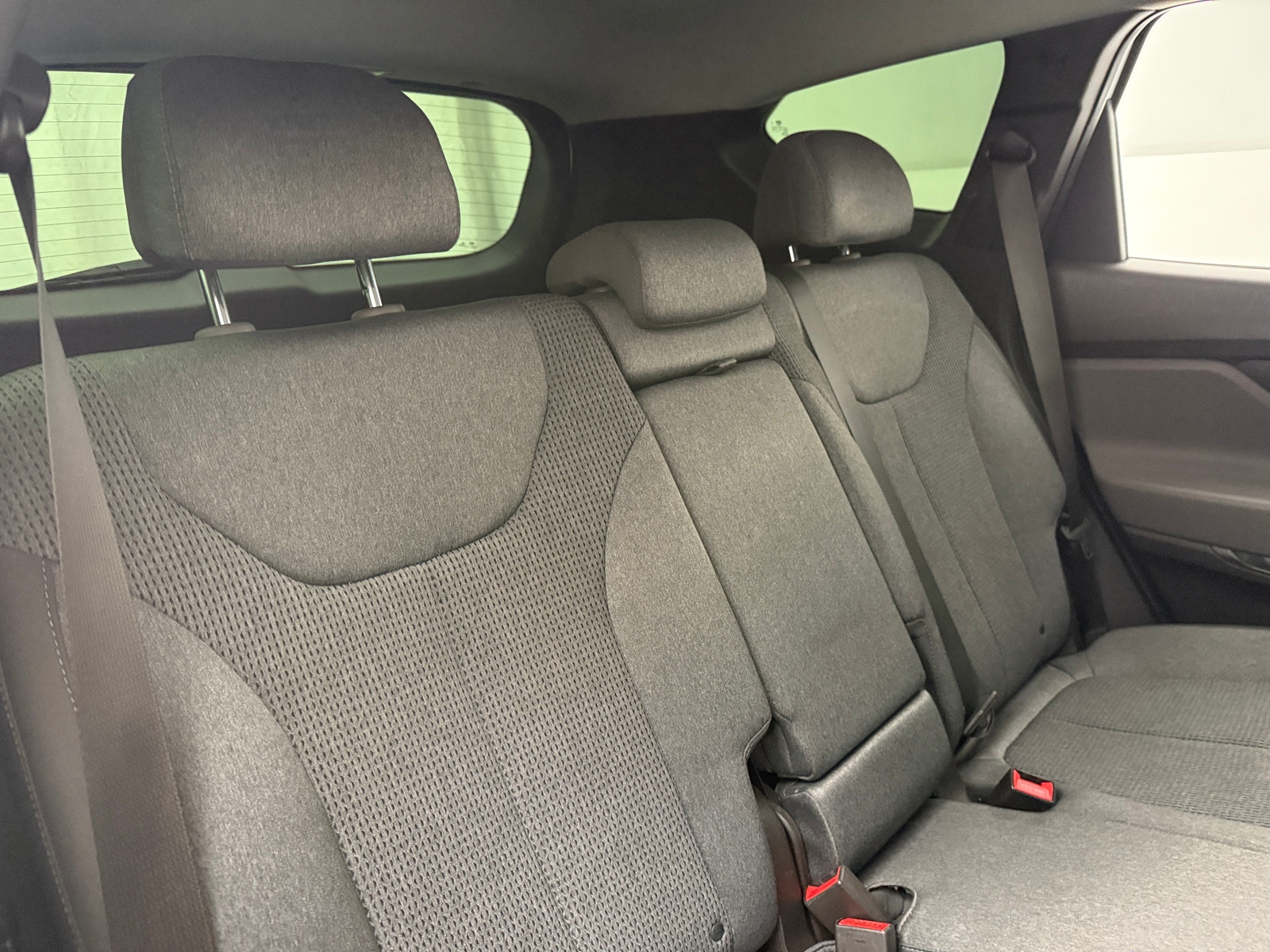 Thumbnail: 2019 Hyundai Santa Fe - 6