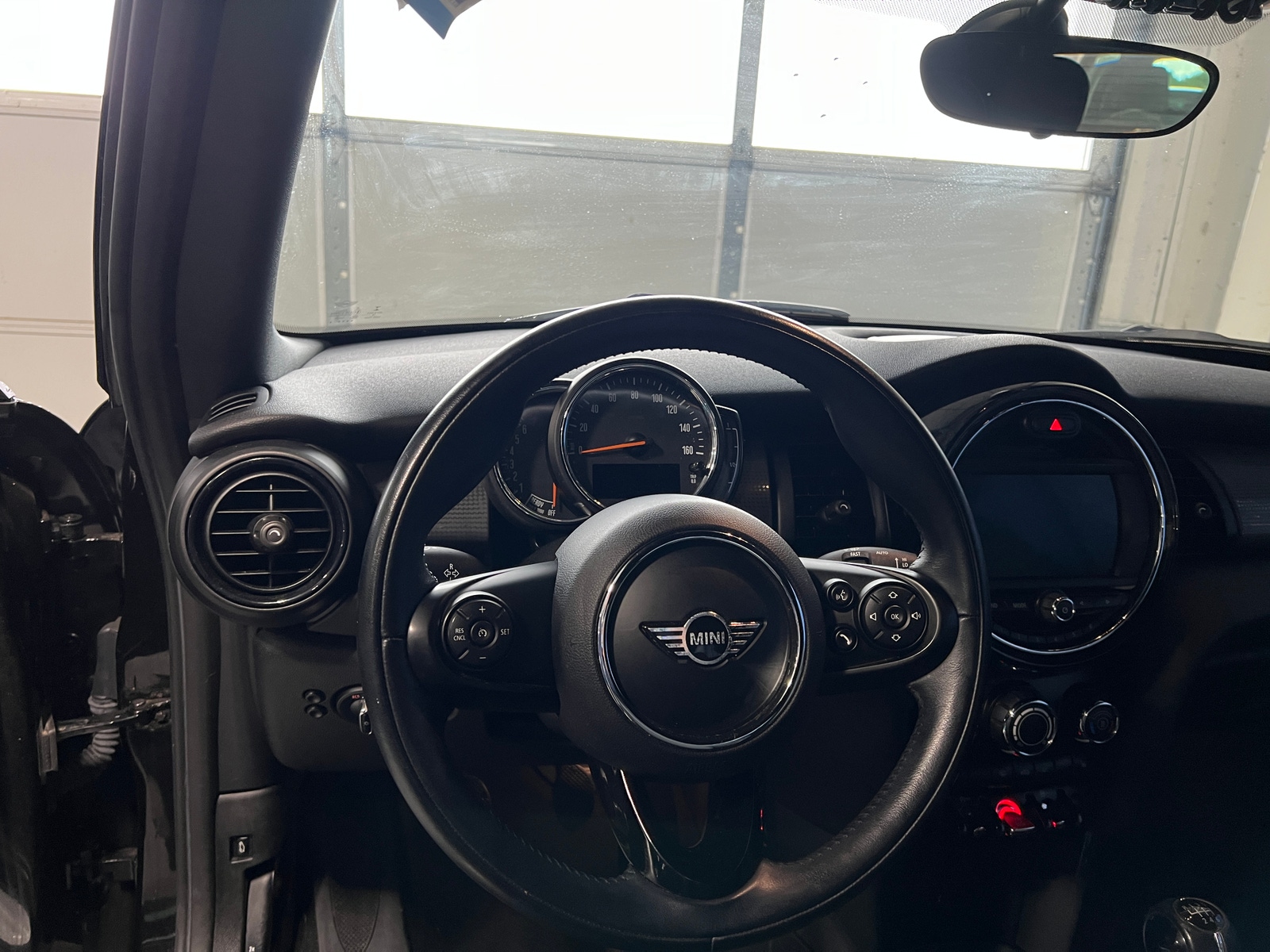 Thumbnail: 2019 MINI Cooper Convertible - 5