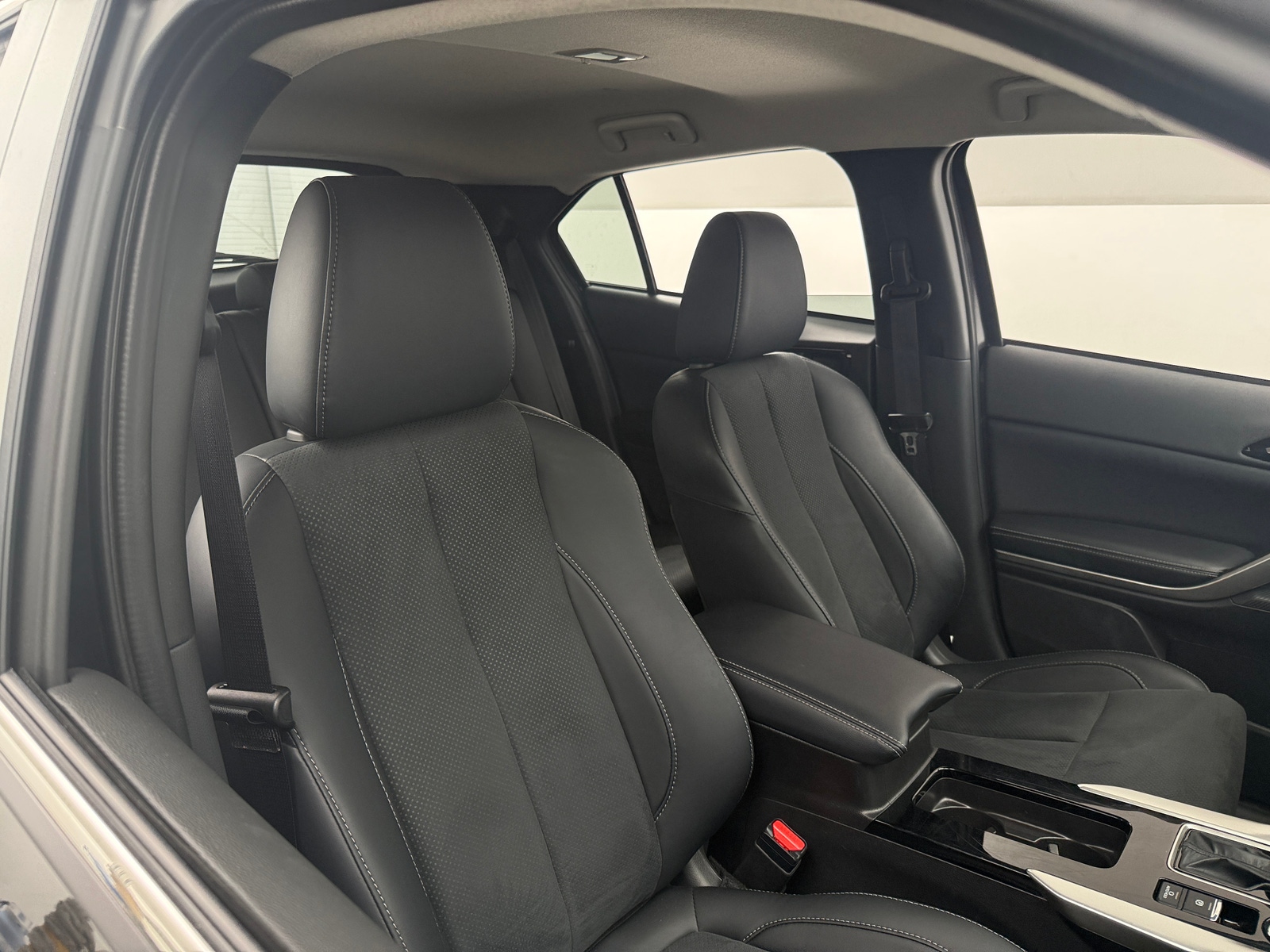 Thumbnail: 2026 Mitsubishi Eclipse Cross - 2