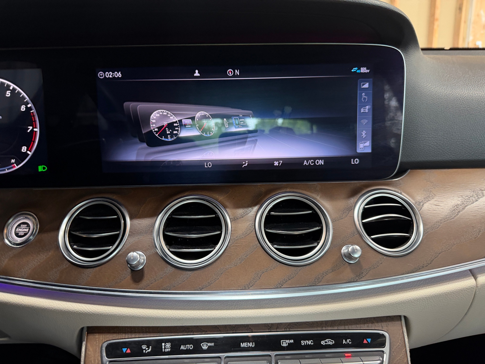 Thumbnail: 2019 Mercedes-Benz E-Class - 3