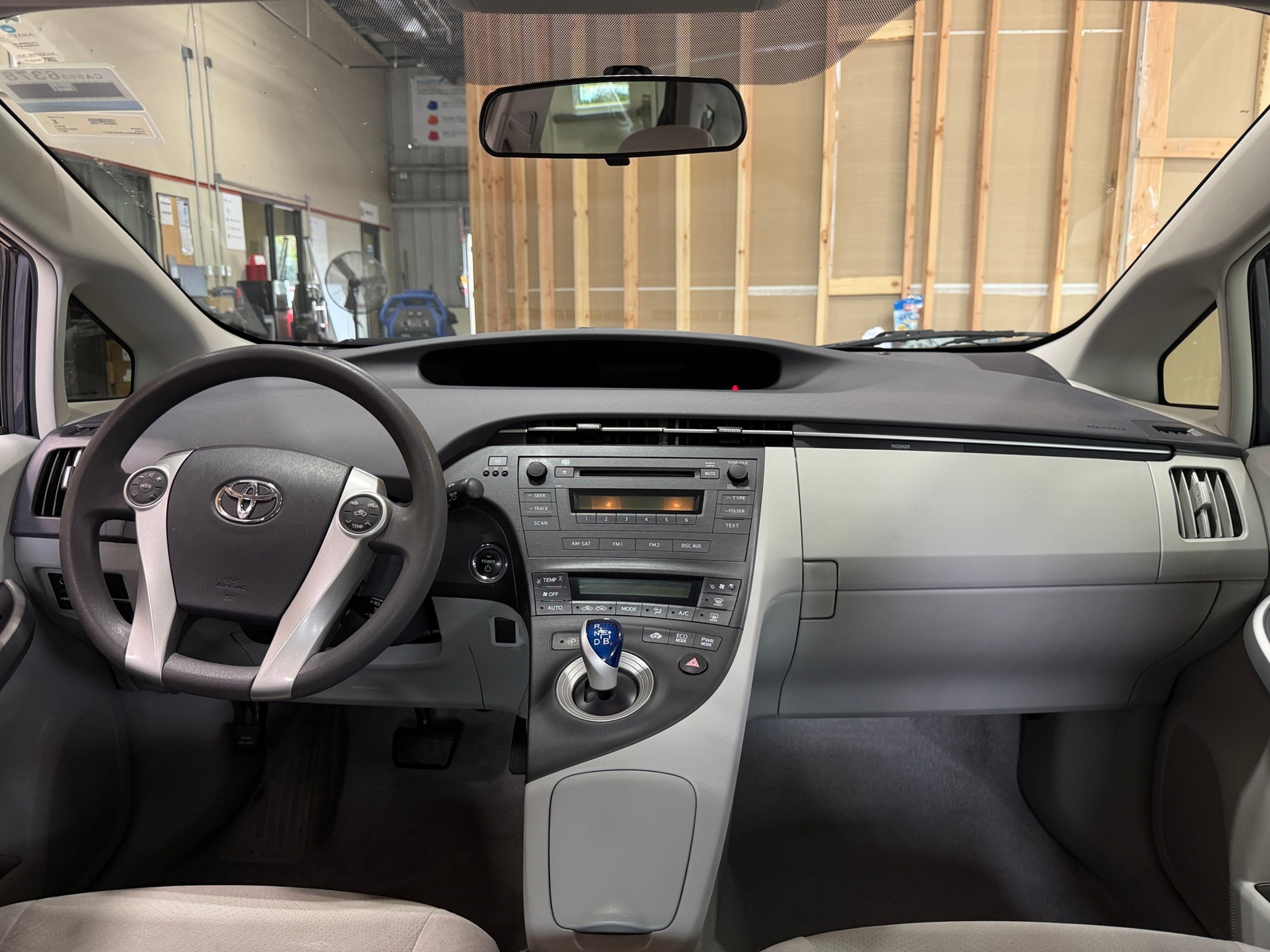 Thumbnail: 2011 Toyota Prius - 3