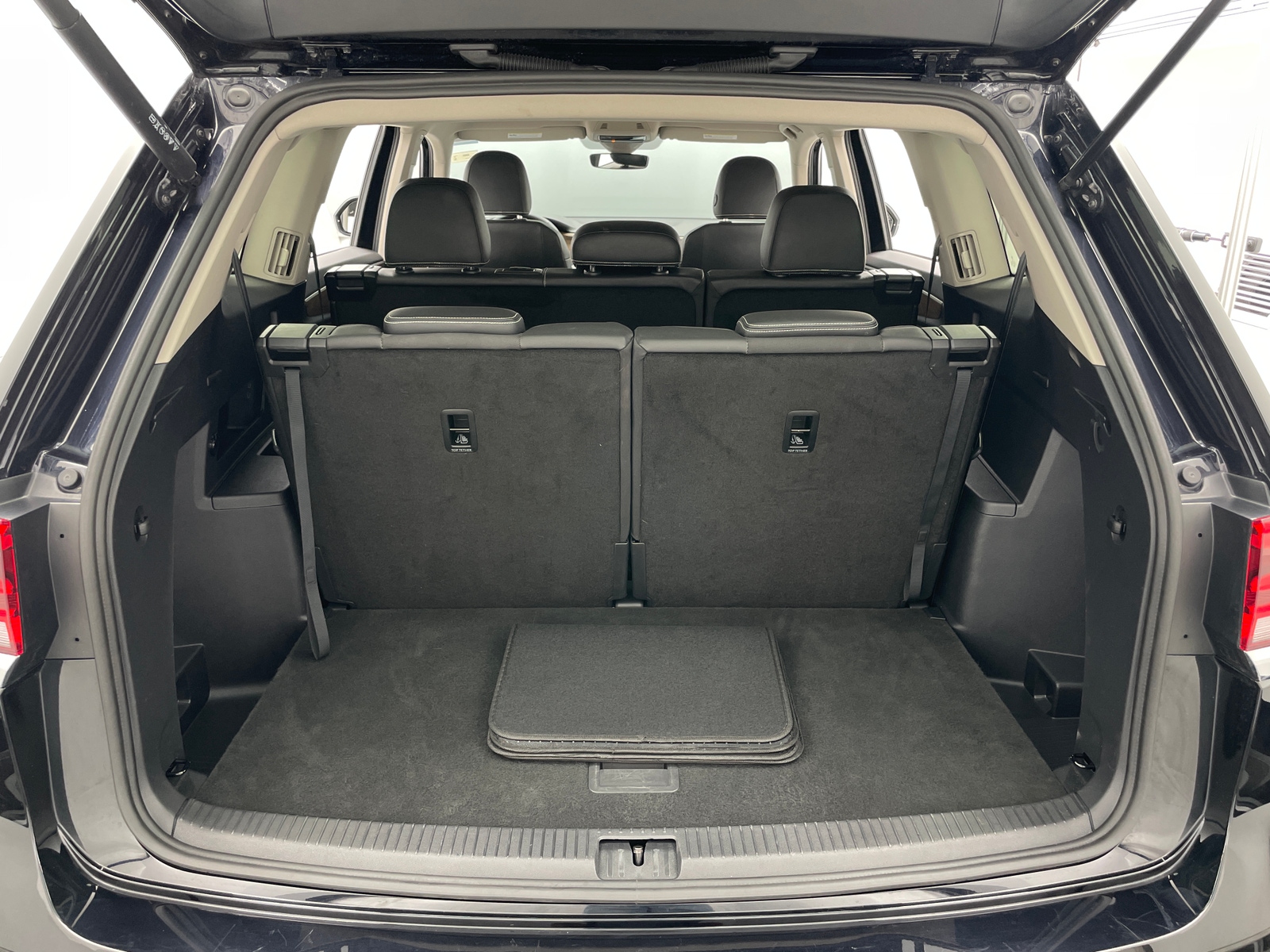 Thumbnail: 2026 Volkswagen Atlas - 7