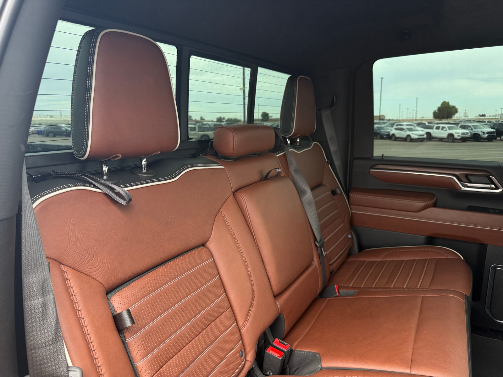 Thumbnail: 2024 GMC Sierra 3500 - 5