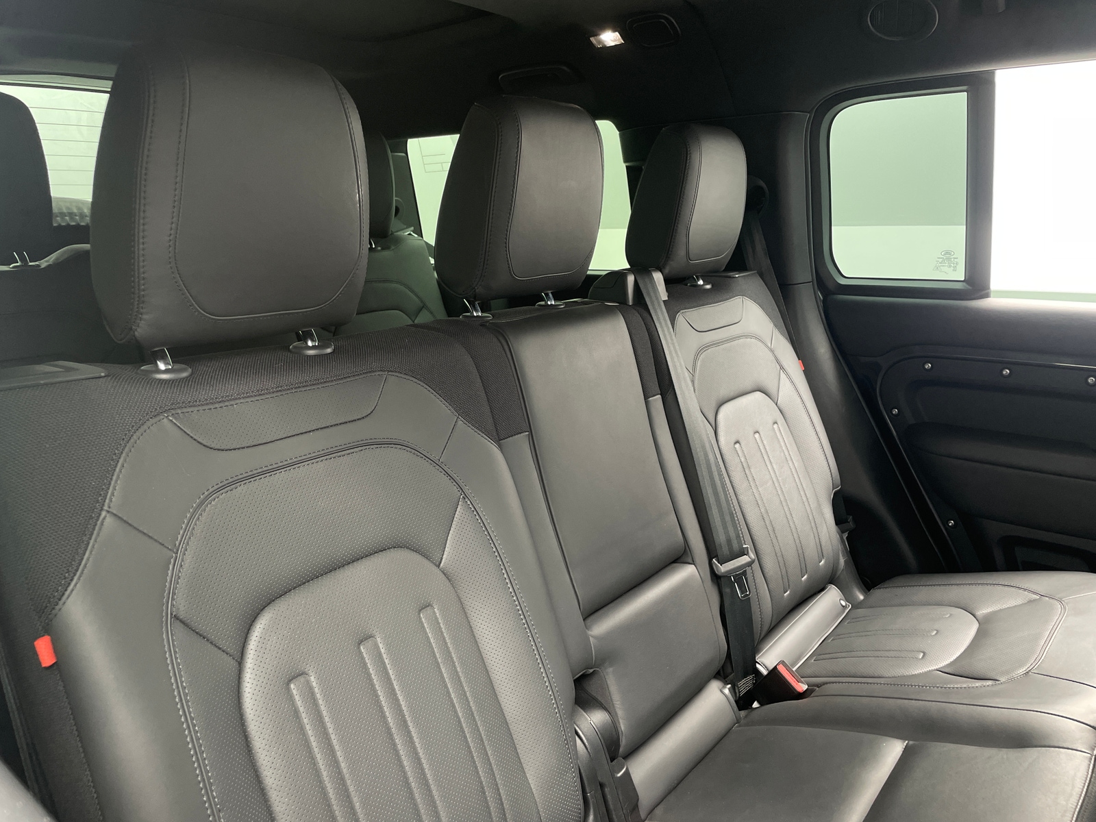 Thumbnail: 2024 Land Rover Defender - 6
