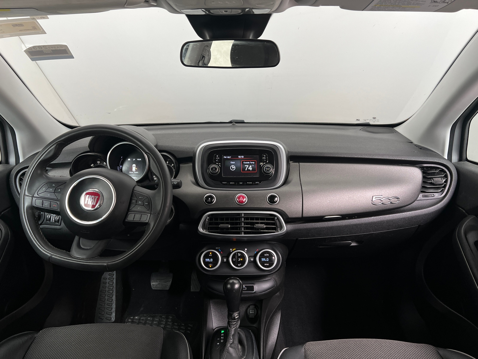 Thumbnail: 2017 Fiat 500X - 3