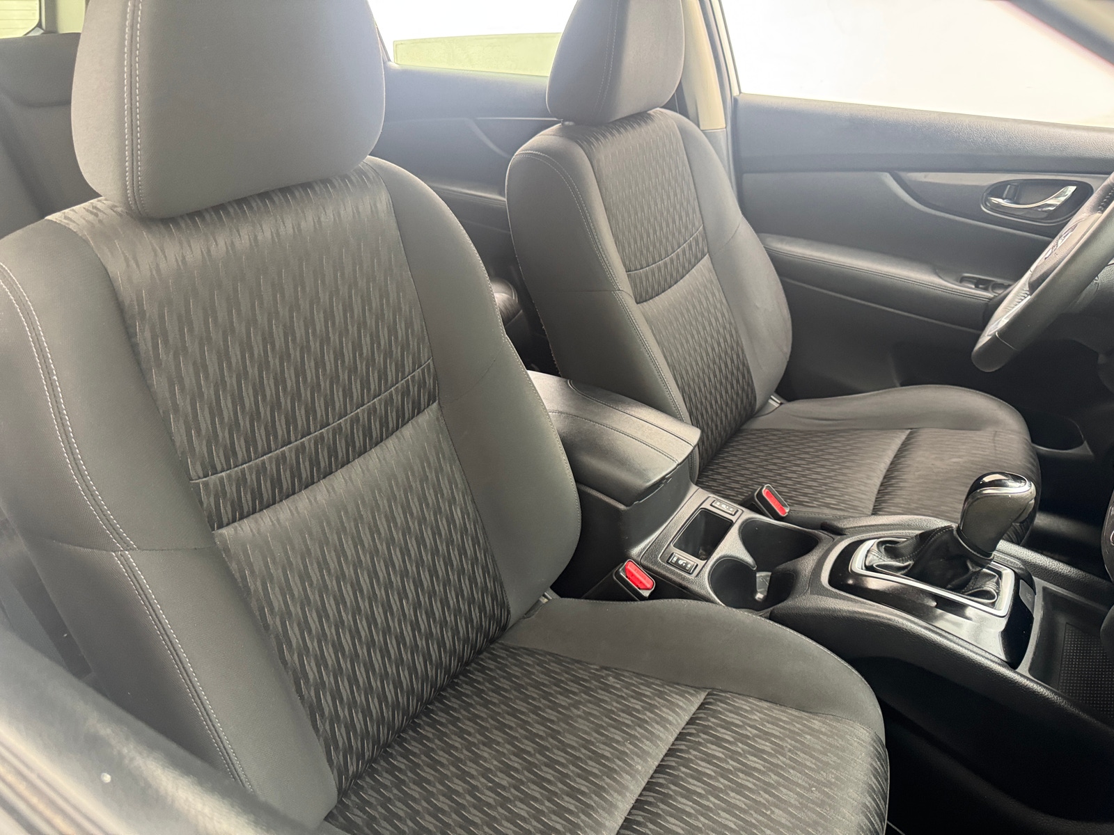 Thumbnail: 2018 Nissan Rogue - 2