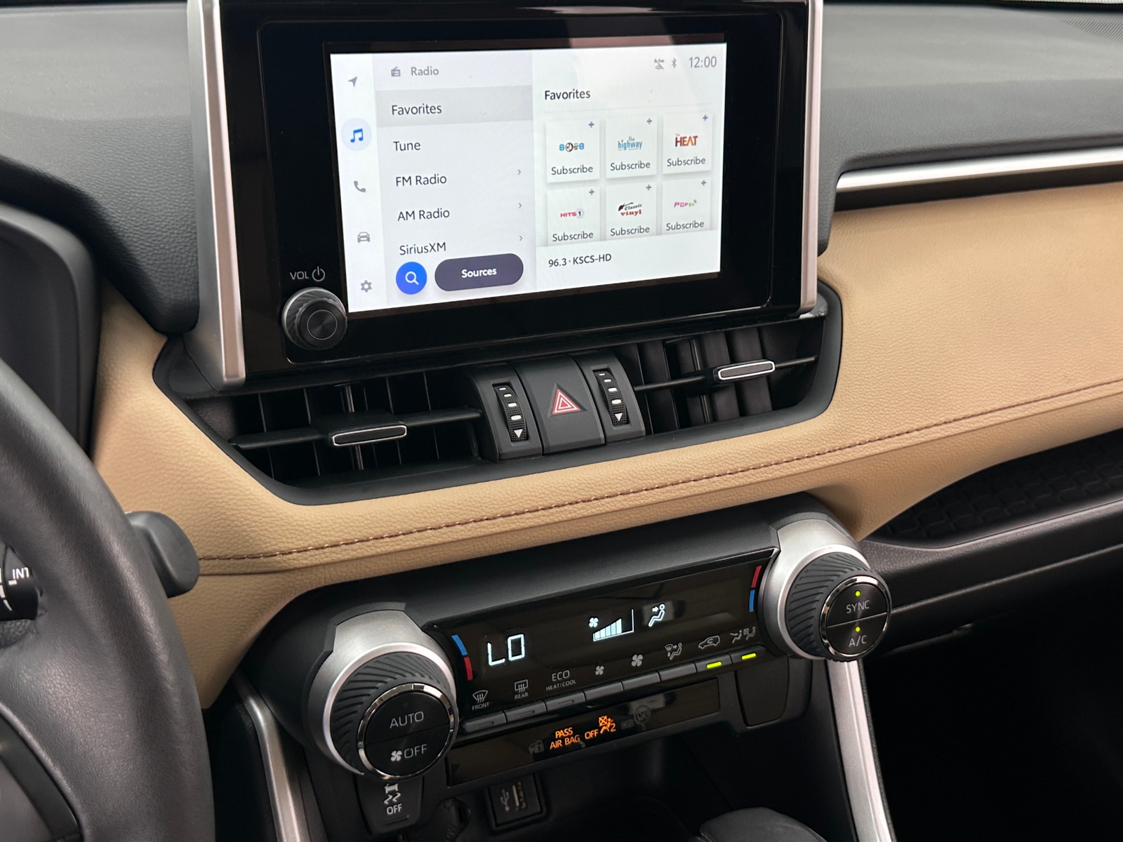 Thumbnail: 2024 Toyota RAV4 - 3