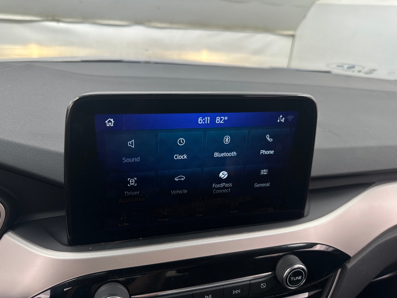 Thumbnail: 2020 Ford Escape - 4
