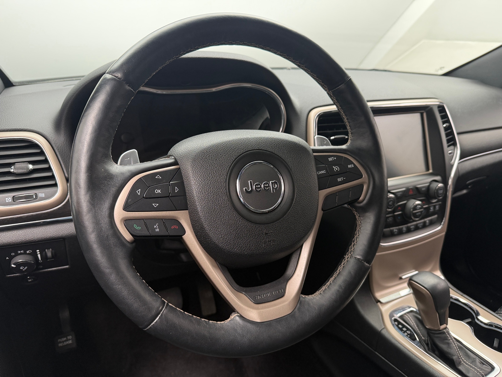 Thumbnail: 2016 Jeep Grand Cherokee - 4