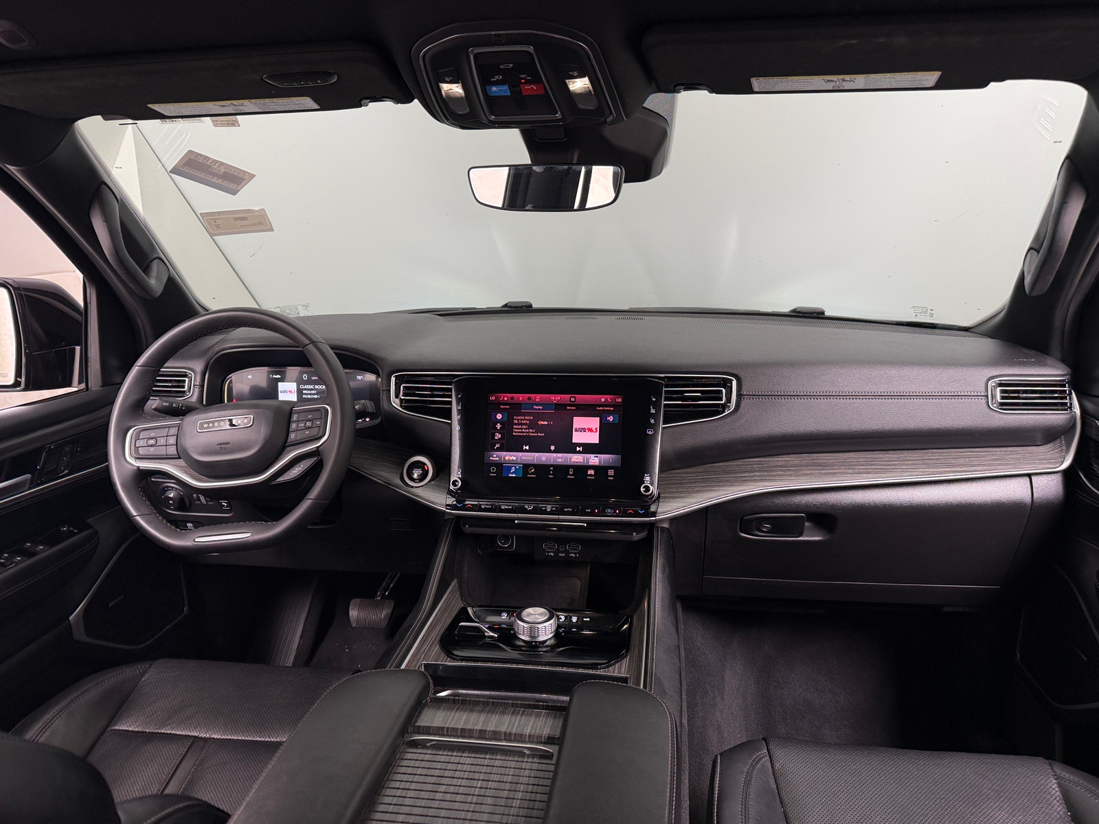 Thumbnail: 2024 Jeep Wagoneer - 2