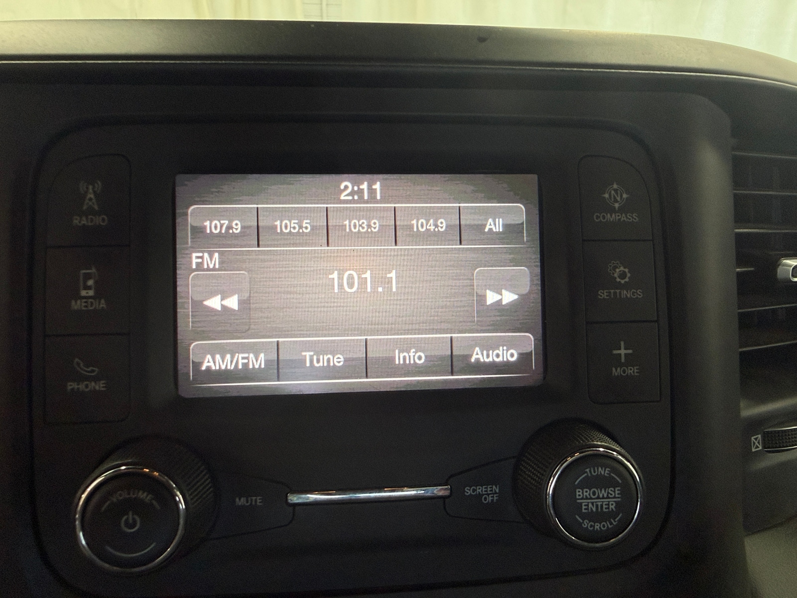 Thumbnail: 2022 RAM 1500 - 4