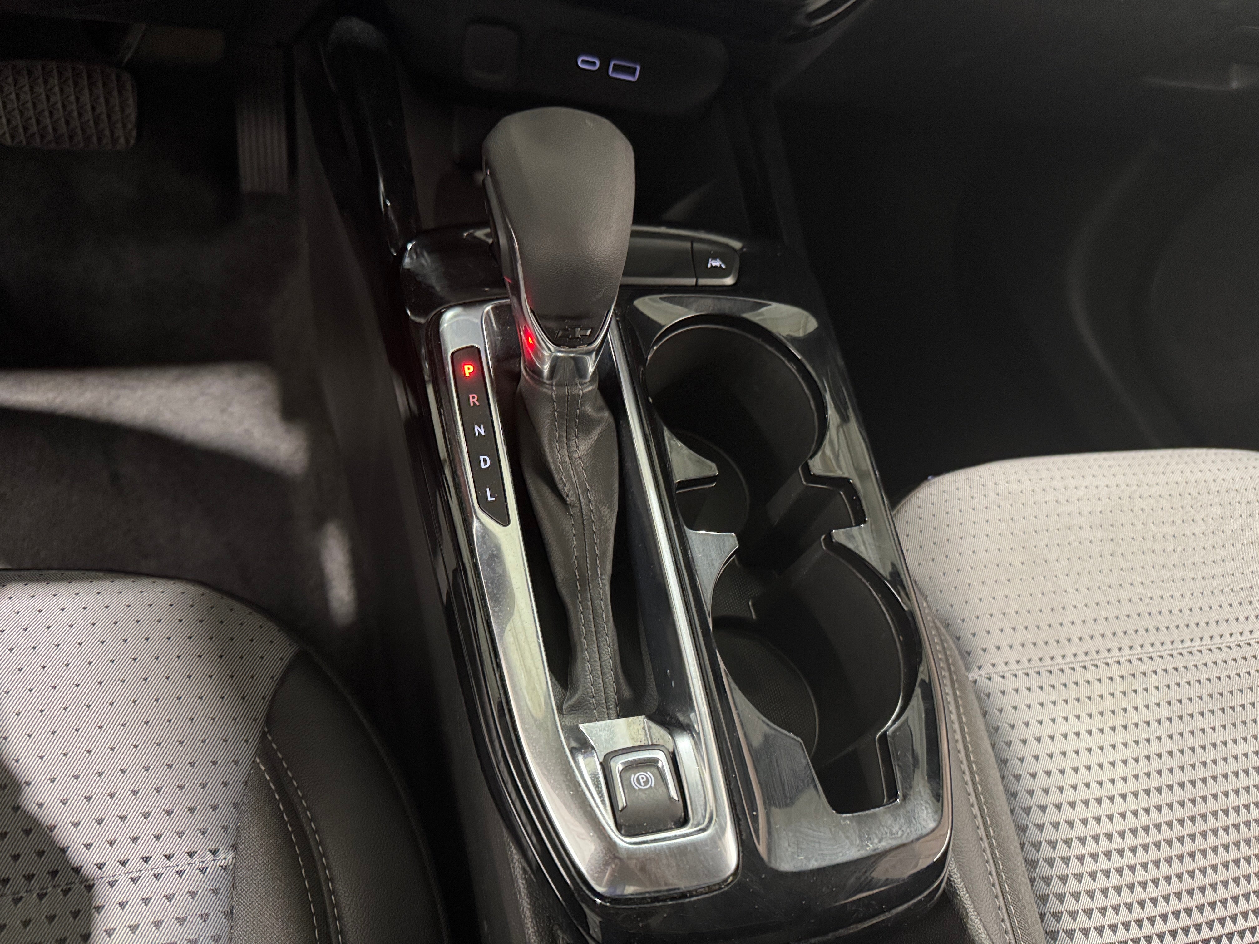2025 Chevrolet Trax LT - Photo 4