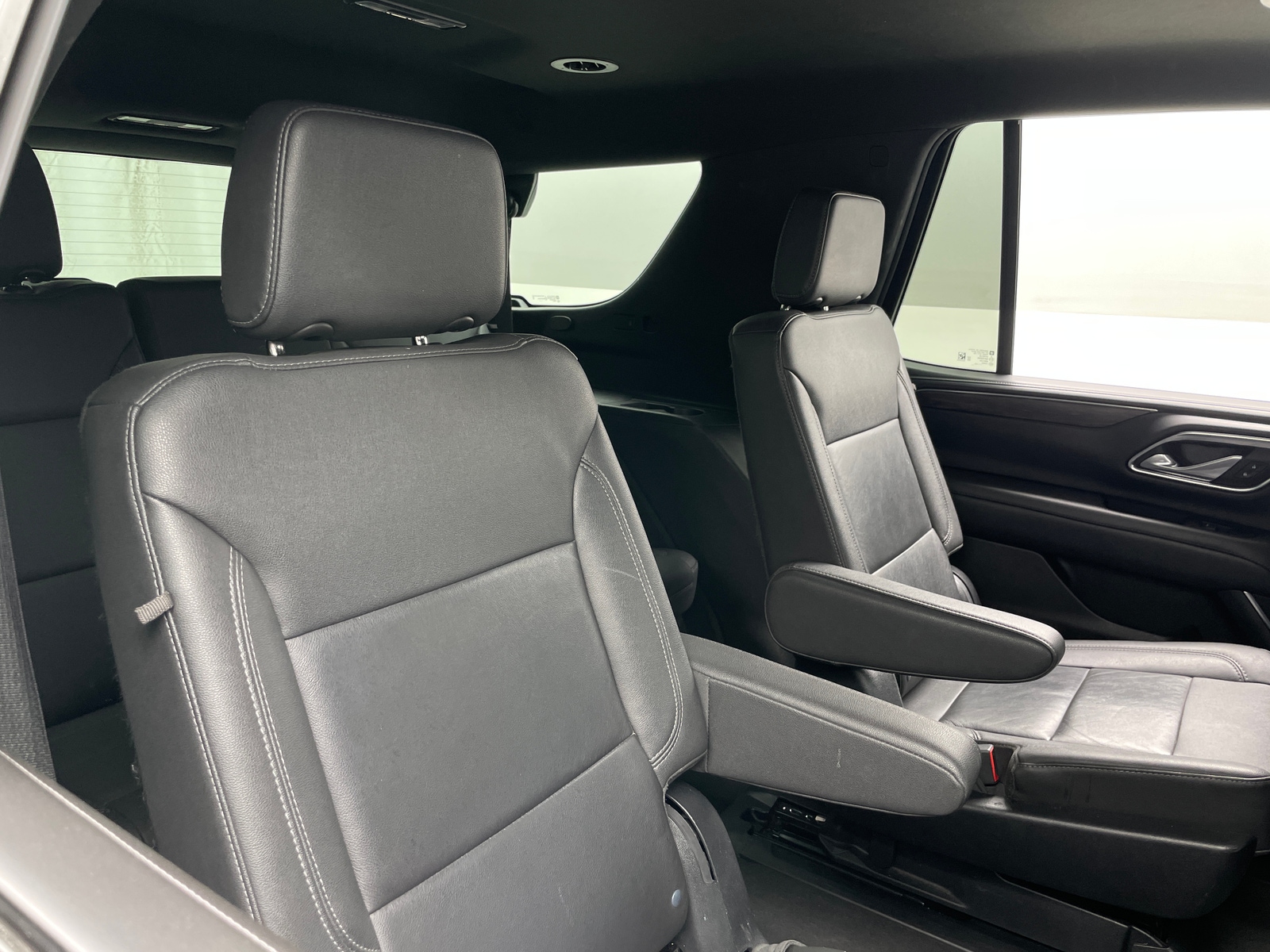 Thumbnail: 2023 Chevrolet Tahoe - 5