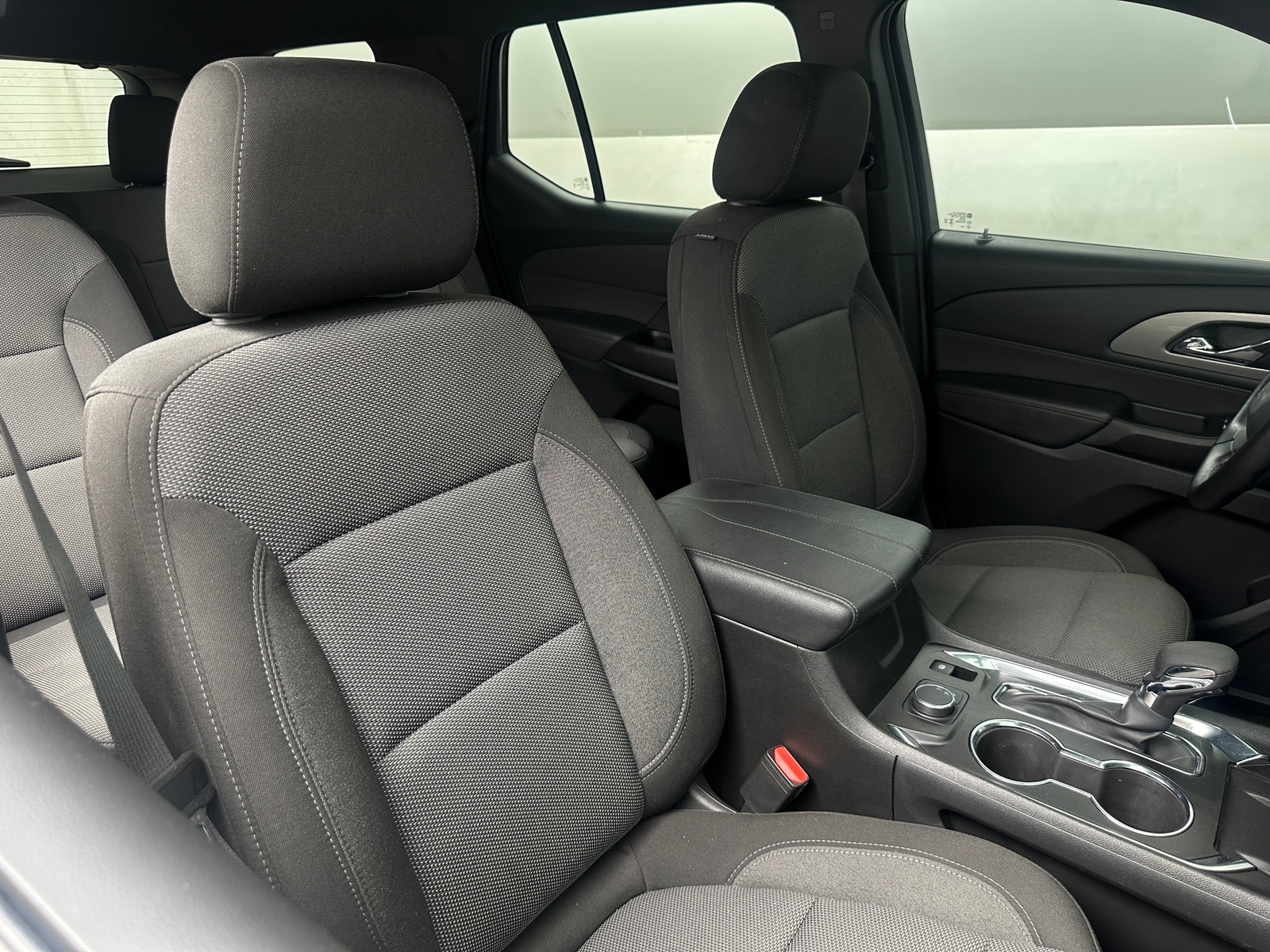 Thumbnail: 2023 Chevrolet Traverse - 2