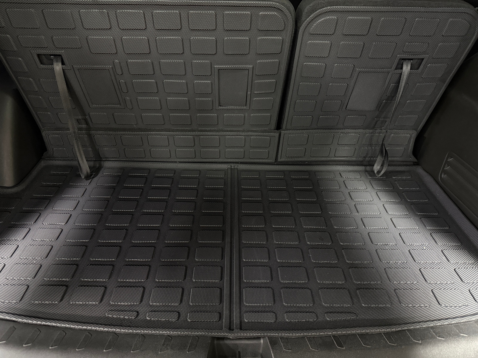 Thumbnail: 2023 Chevrolet Traverse - 7