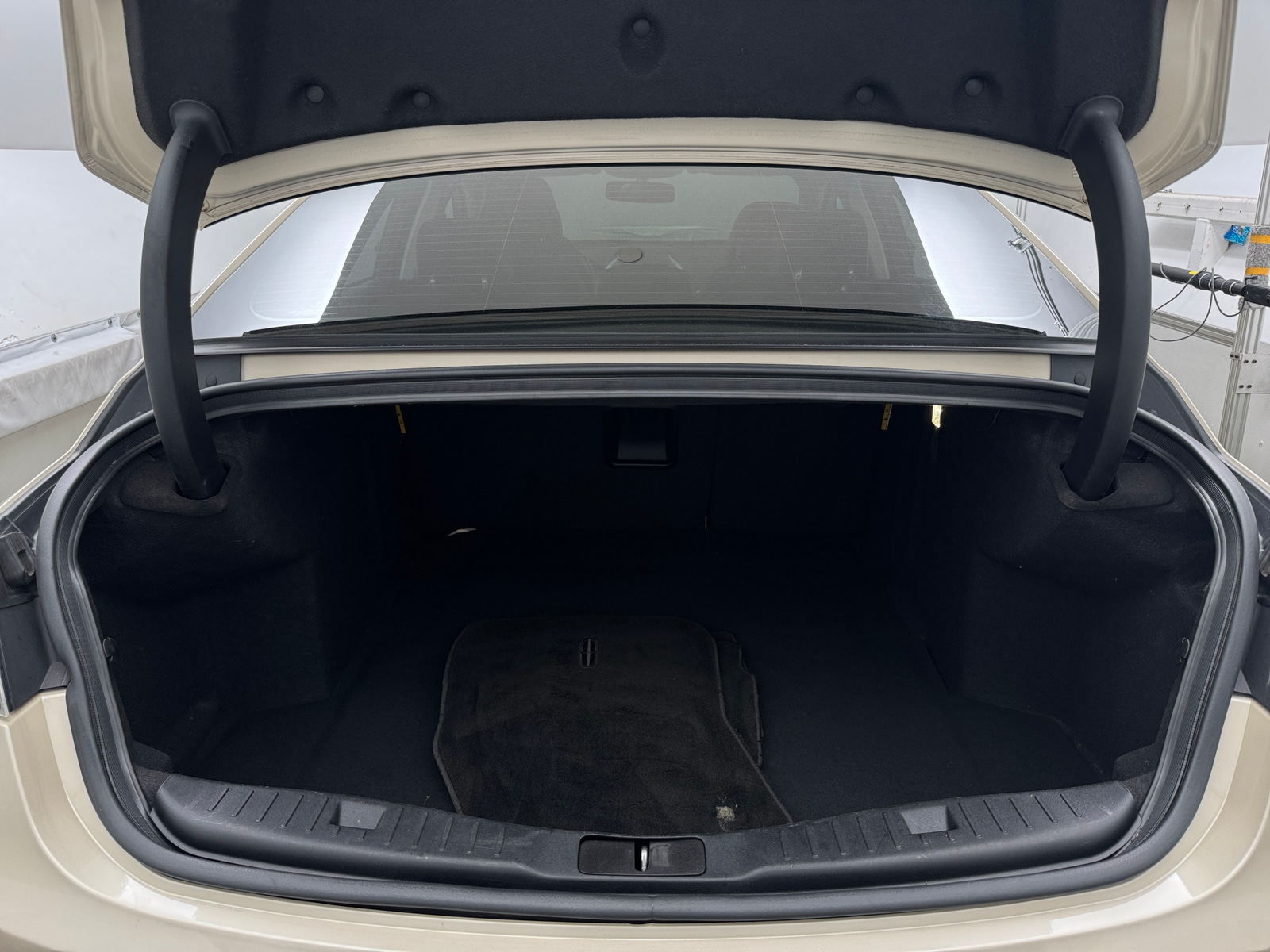 Thumbnail: 2016 Lincoln MKZ - 6