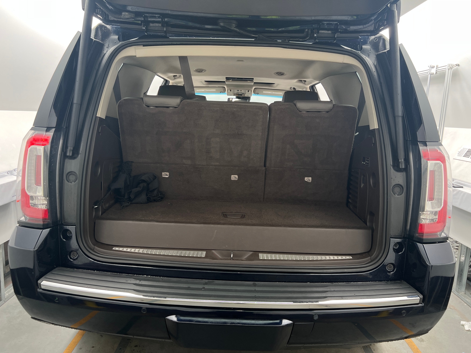 Thumbnail: 2019 GMC Yukon - 6