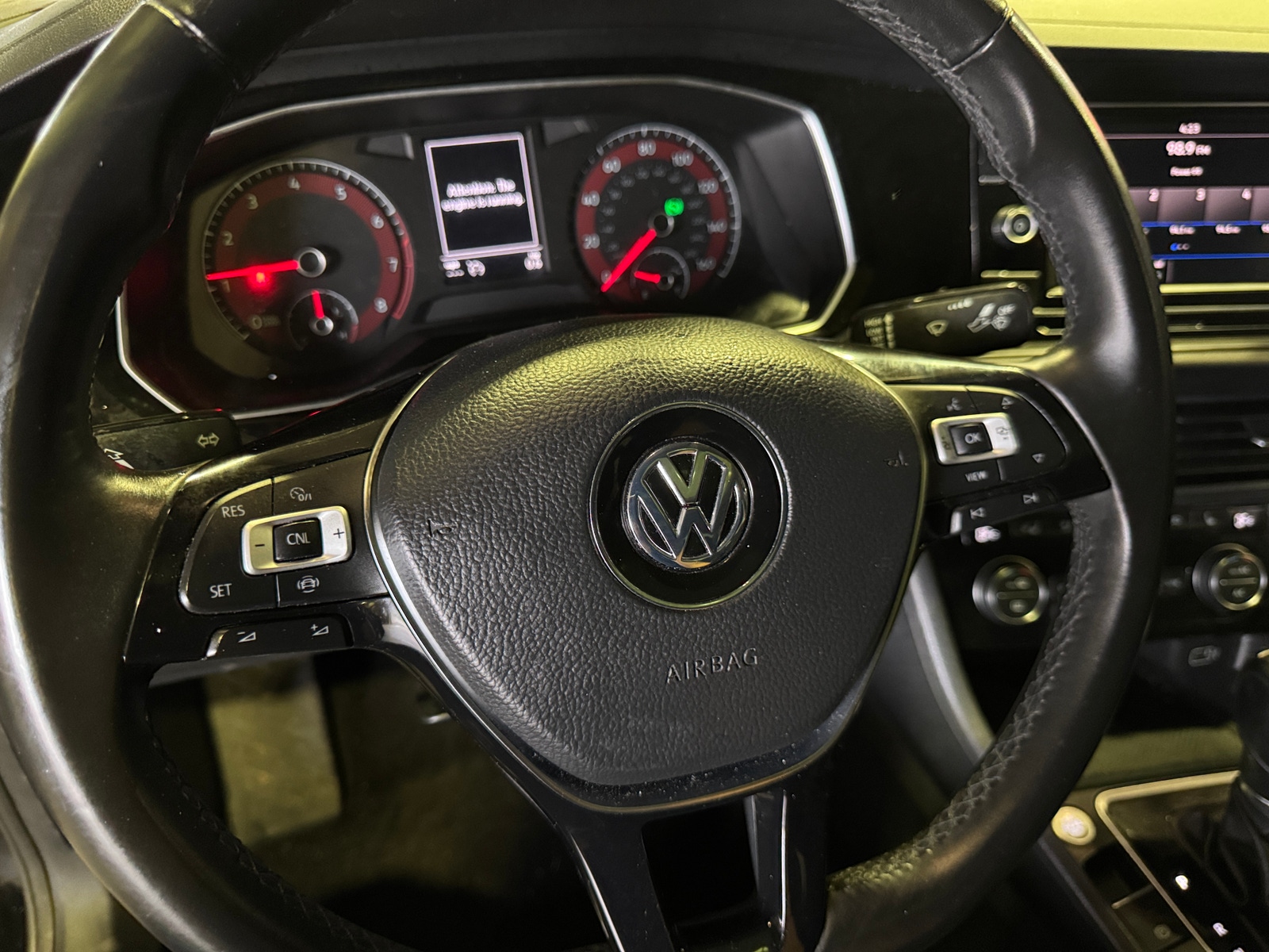Thumbnail: 2019 Volkswagen Jetta - 4