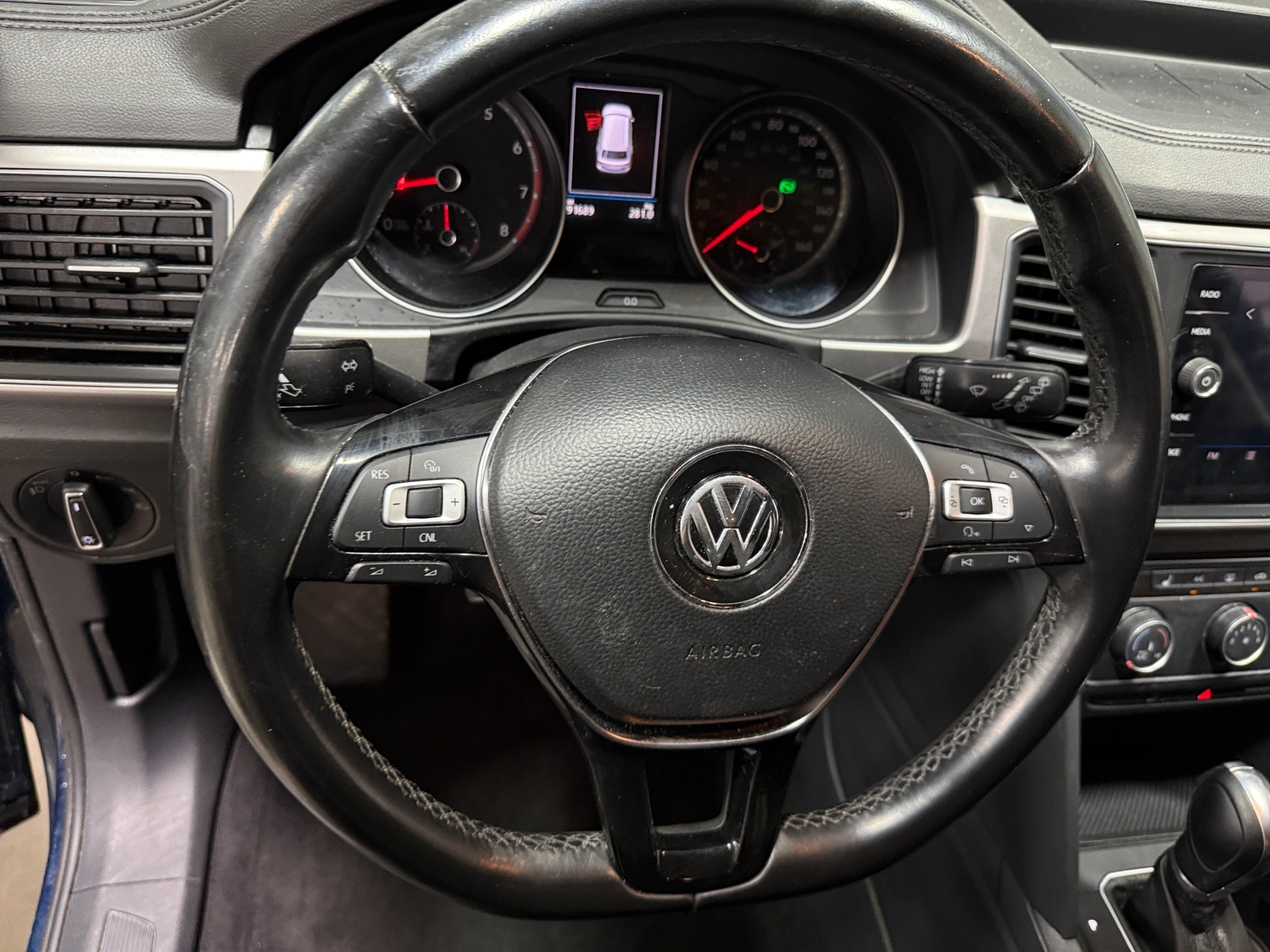 Thumbnail: 2018 Volkswagen Atlas - 4