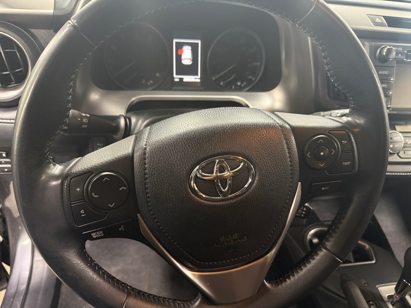 Thumbnail: 2018 Toyota RAV4 - 5