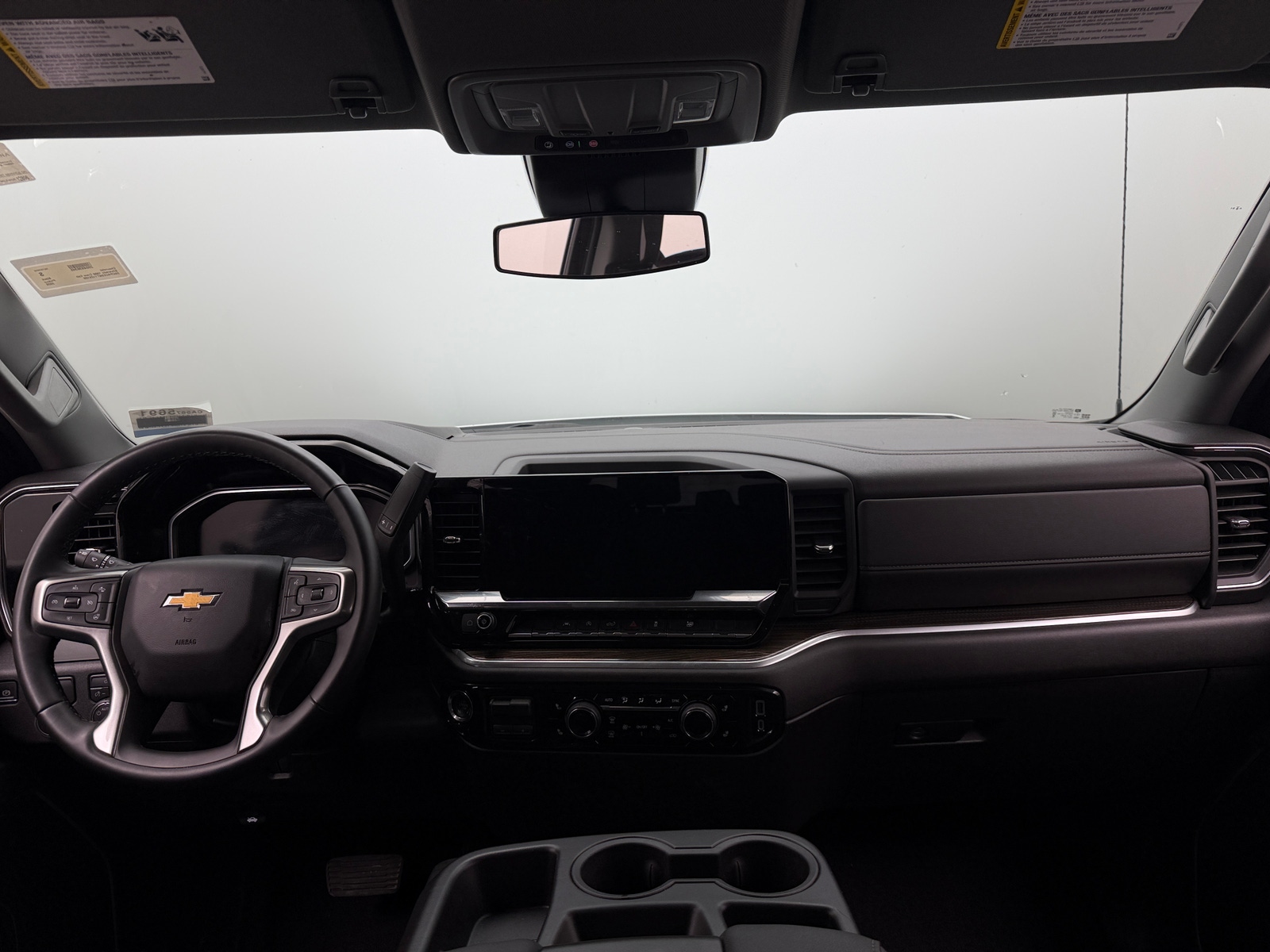 Thumbnail: 2026 Chevrolet Silverado 1500 - 3