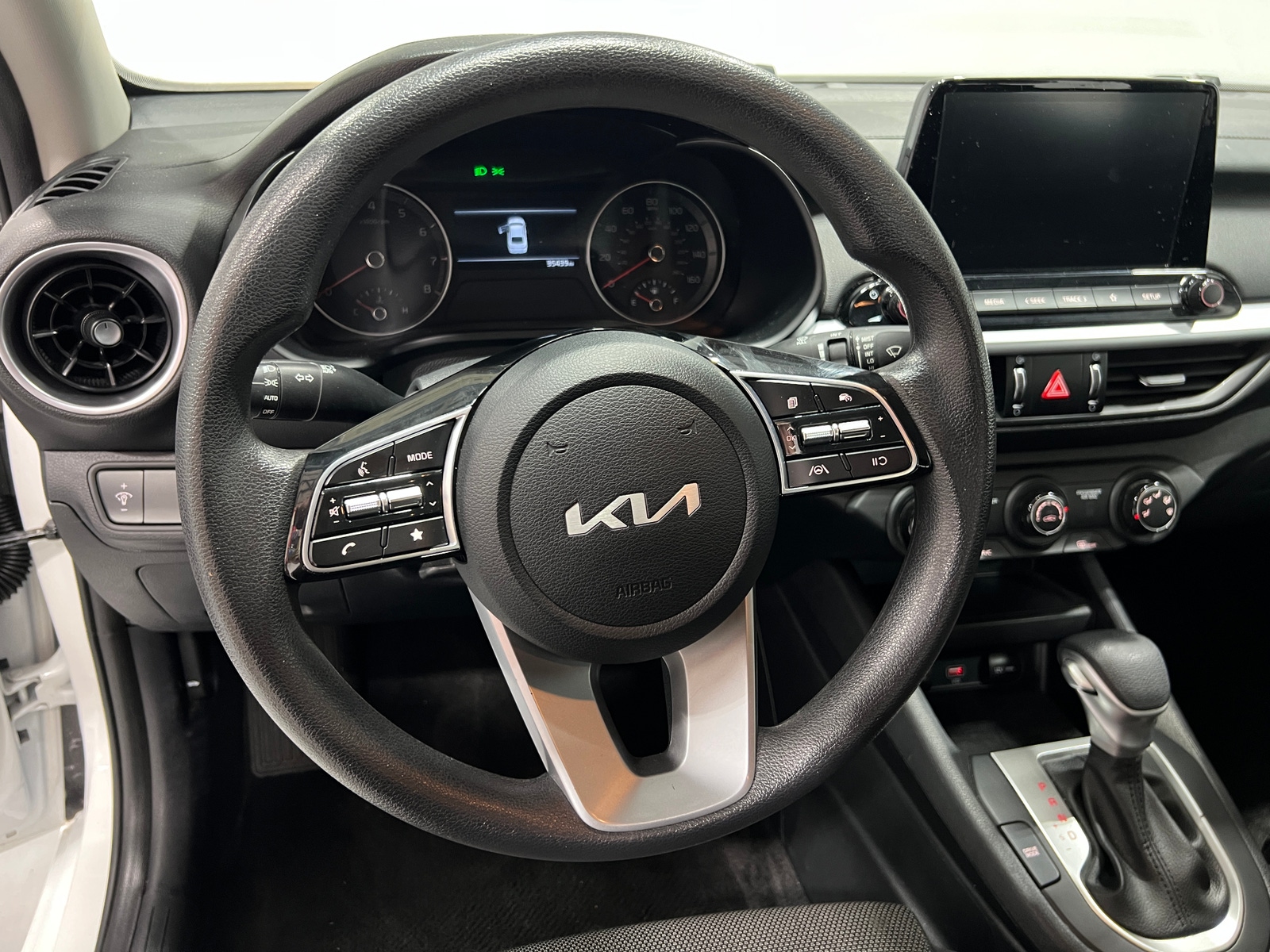 Thumbnail: 2022 Kia Forte - 5
