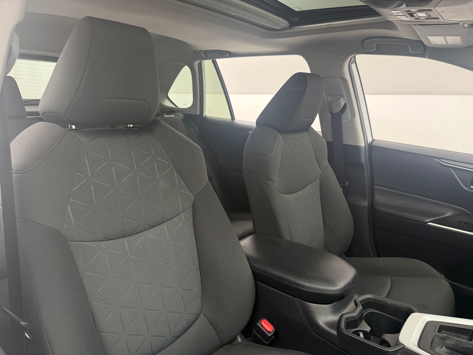 Thumbnail: 2020 Toyota RAV4 - 2